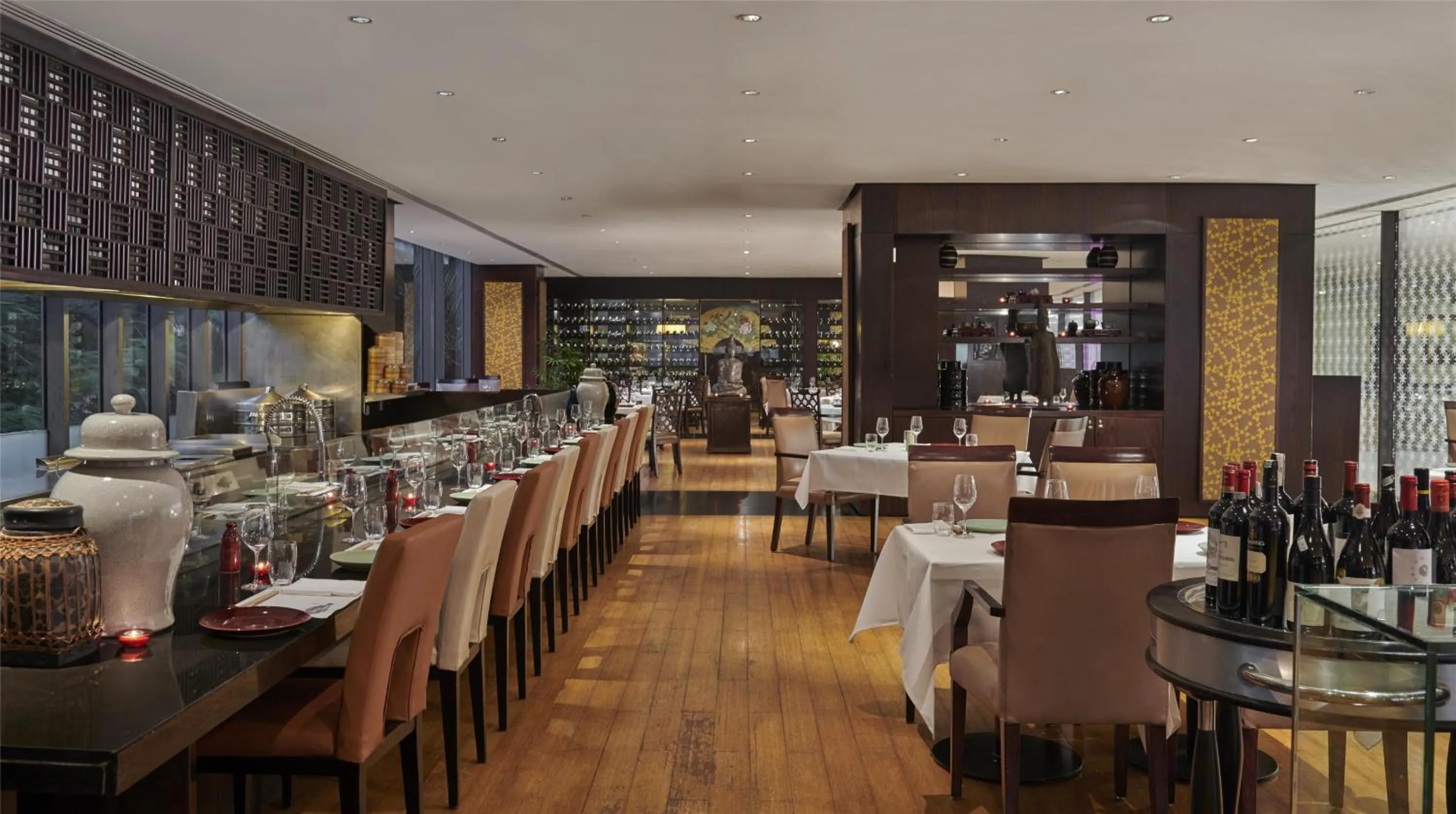 Restaurant/places to eat in Hyatt Regency Dar es Salaam, The Kilimanjaro