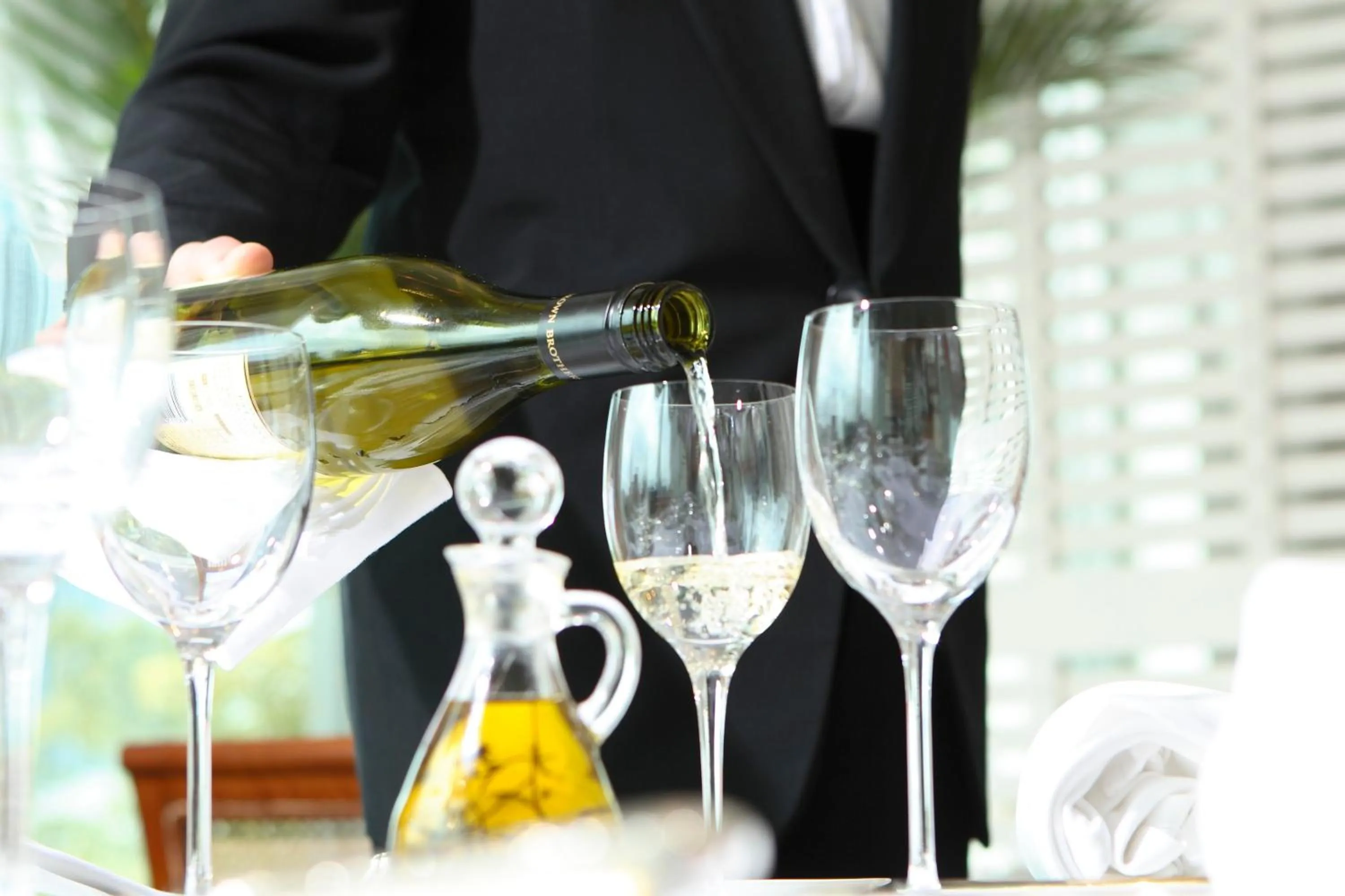 Restaurant/places to eat in Hotel The Manhattan