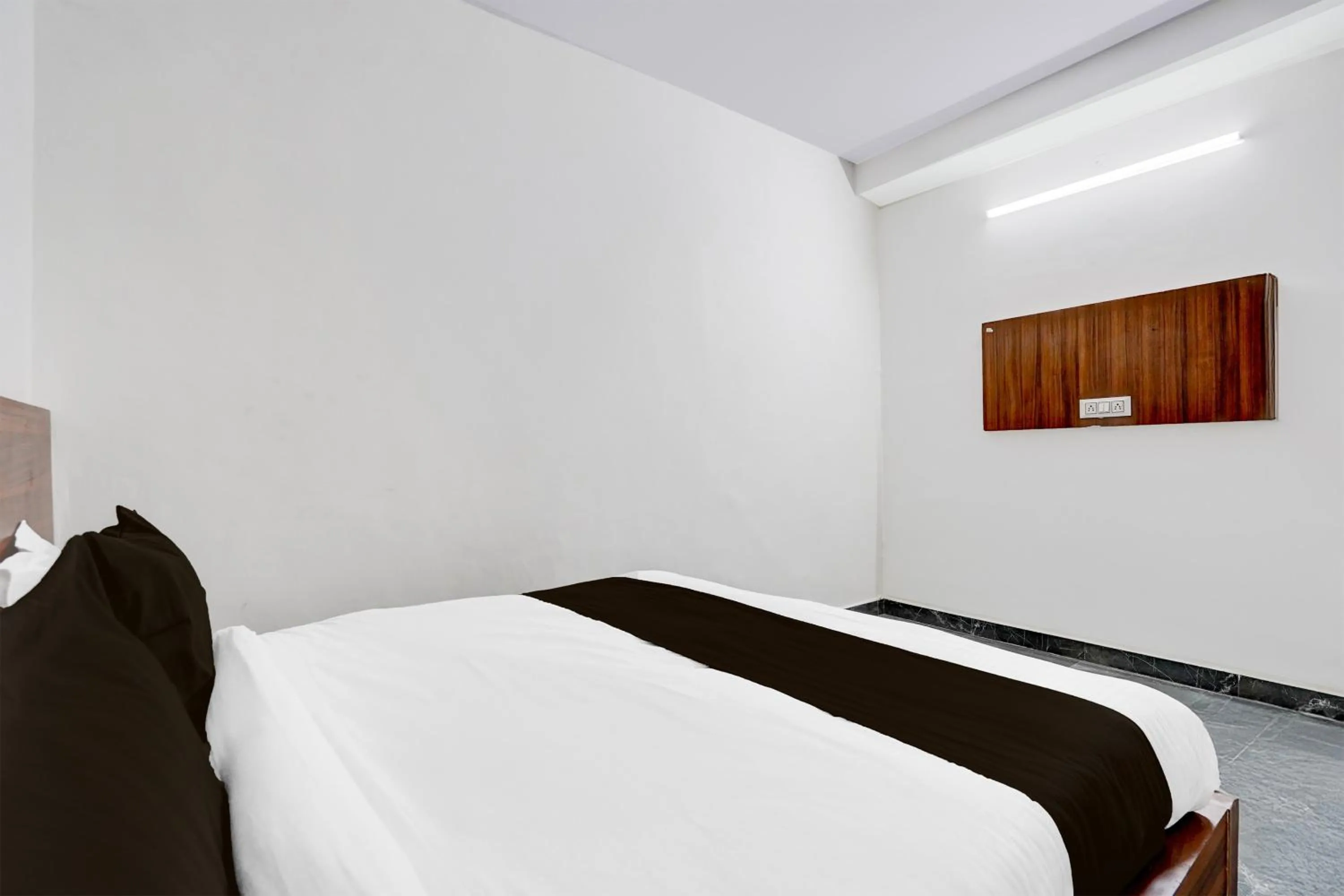 Bedroom, Bed in Hotel O Mayur Deluxe