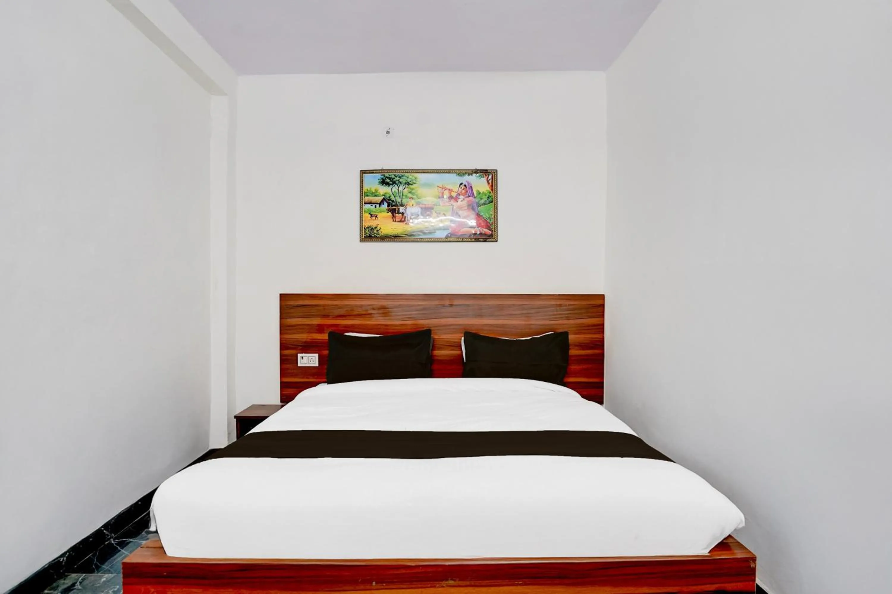 Bedroom, Bed in Hotel O Mayur Deluxe