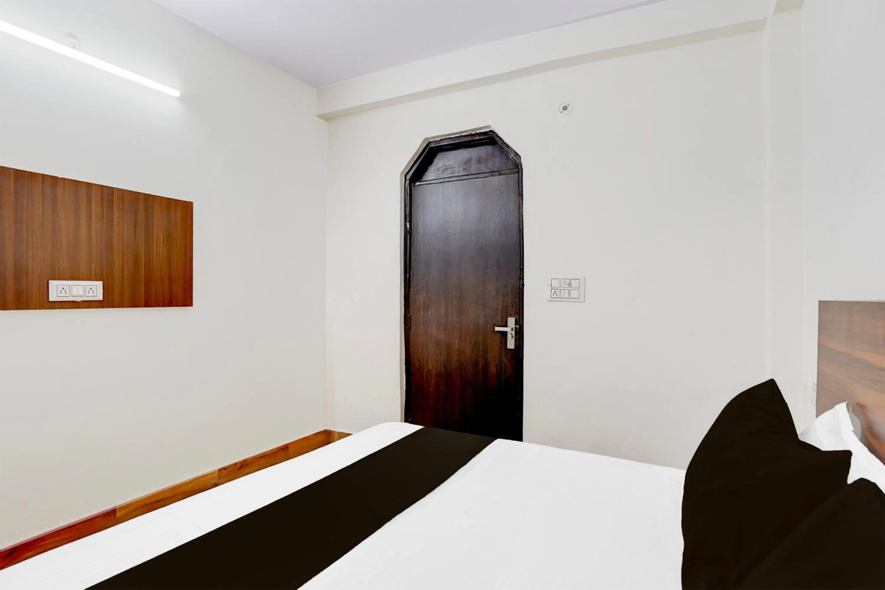 Bedroom, Bed in Hotel O Mayur Deluxe