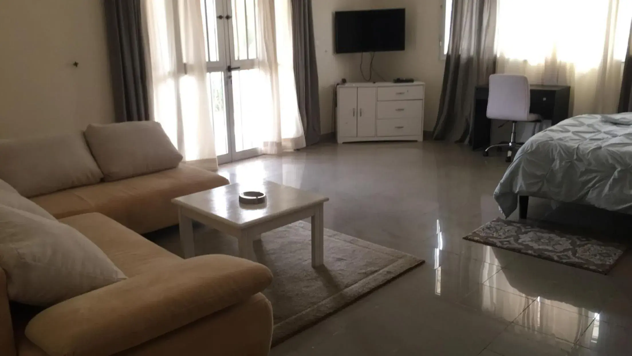 Bed in Hotel Le Littoral Des Almadies Bed in Hotel Le Littoral Des Almadies