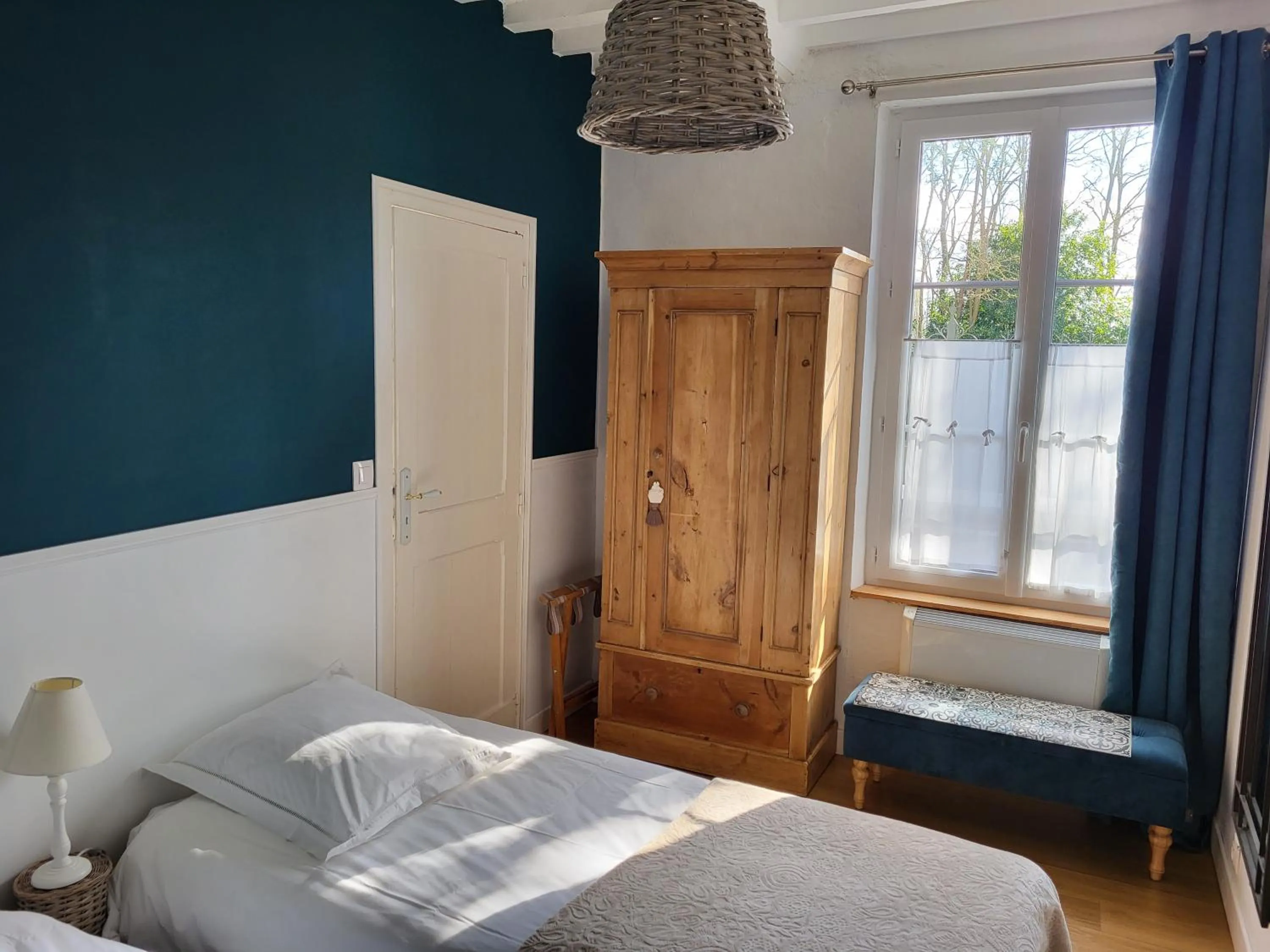 Bedroom, Bed in Les Lilas de Bellefontaine