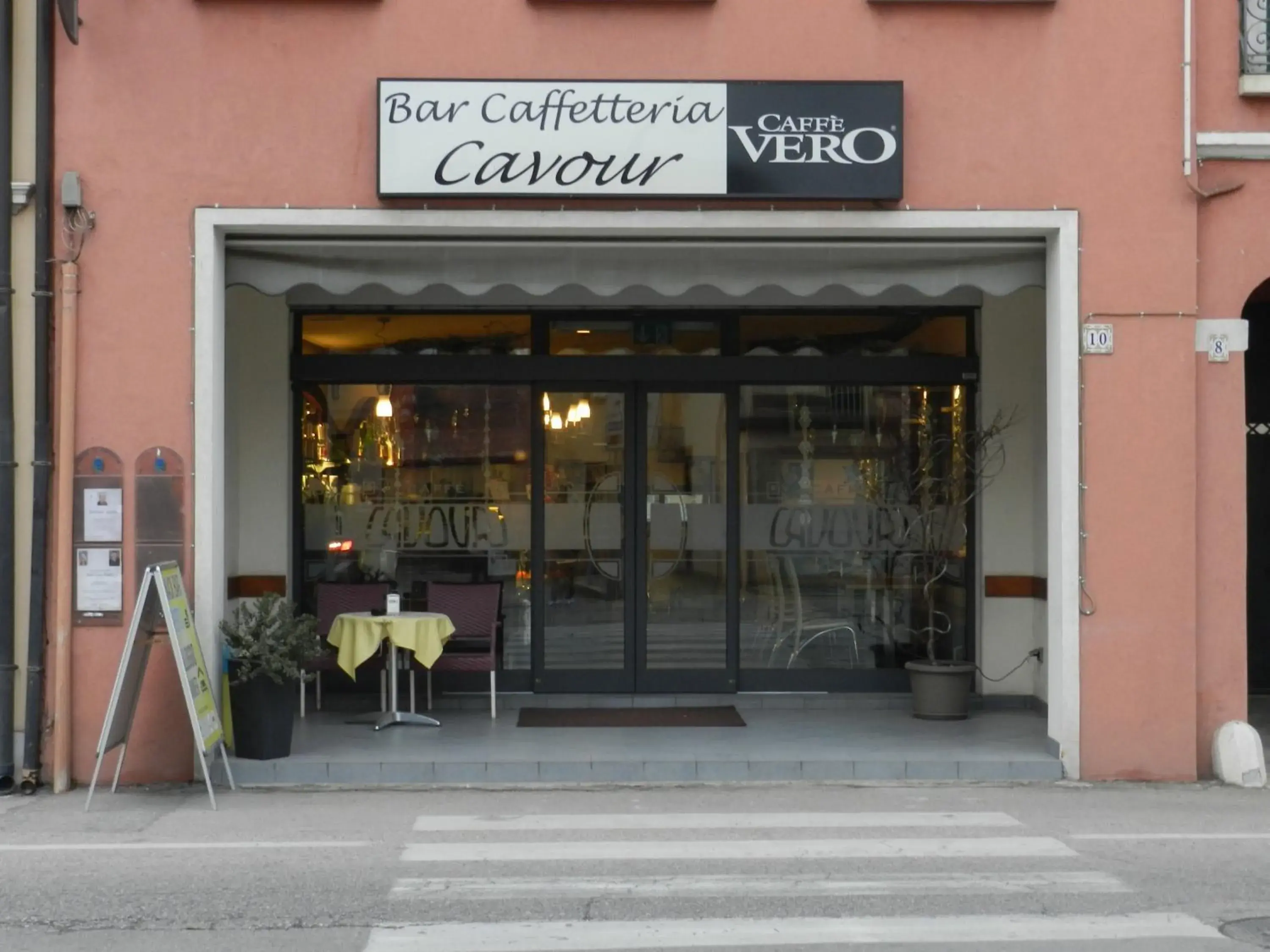 Locanda Trattoria Caffè Cavour Locanda Trattoria Caffè Cavour
