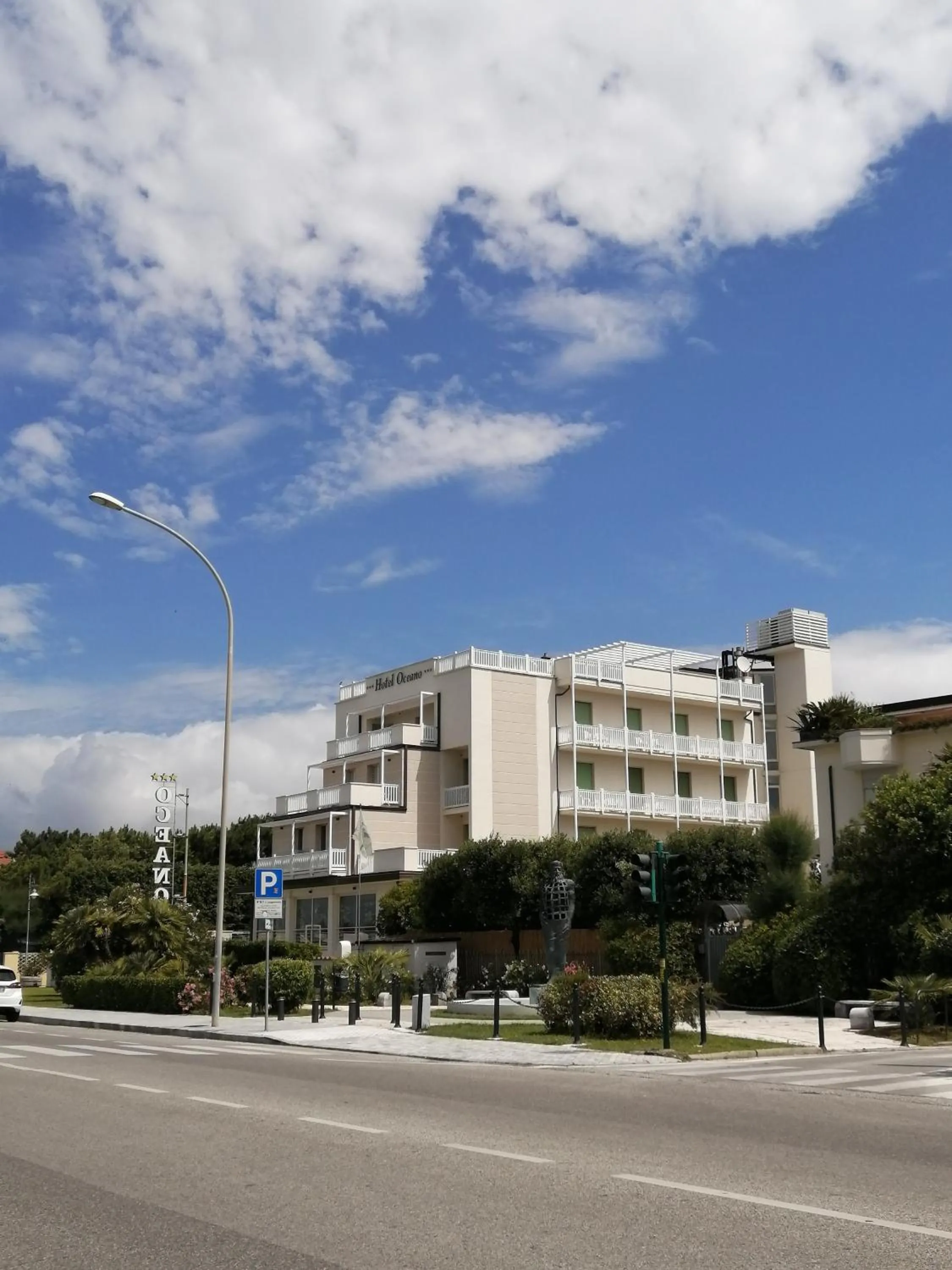 Property building in Hotel Oceano