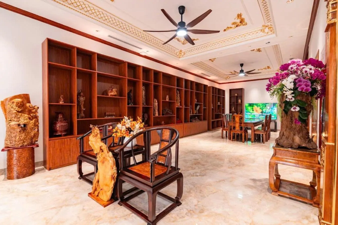 Lobby or reception in Agarwood Hotel