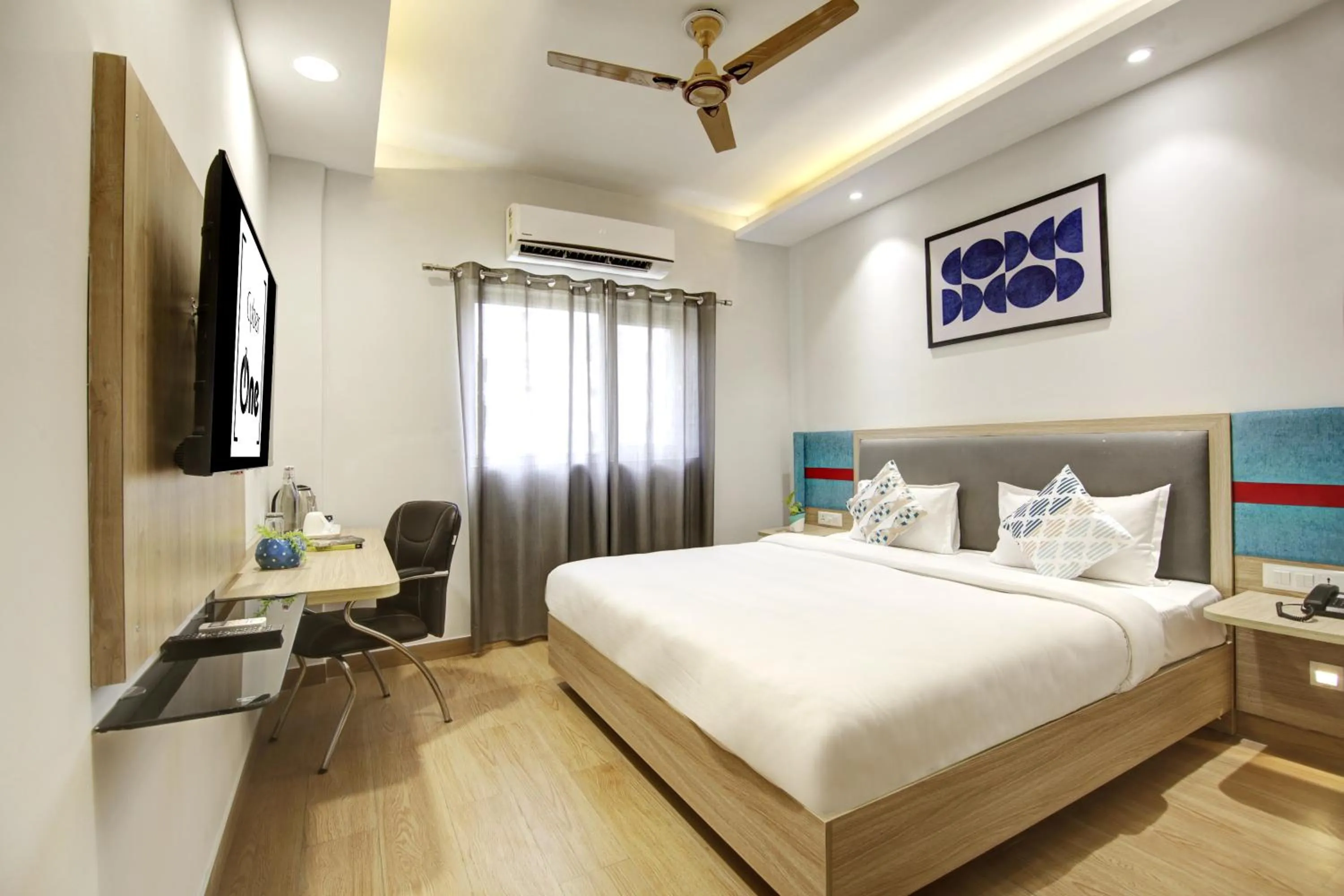 Communal lounge/ TV room, Bed in The Hoften FlxHo Cyber One, Cyber City, Gurugram