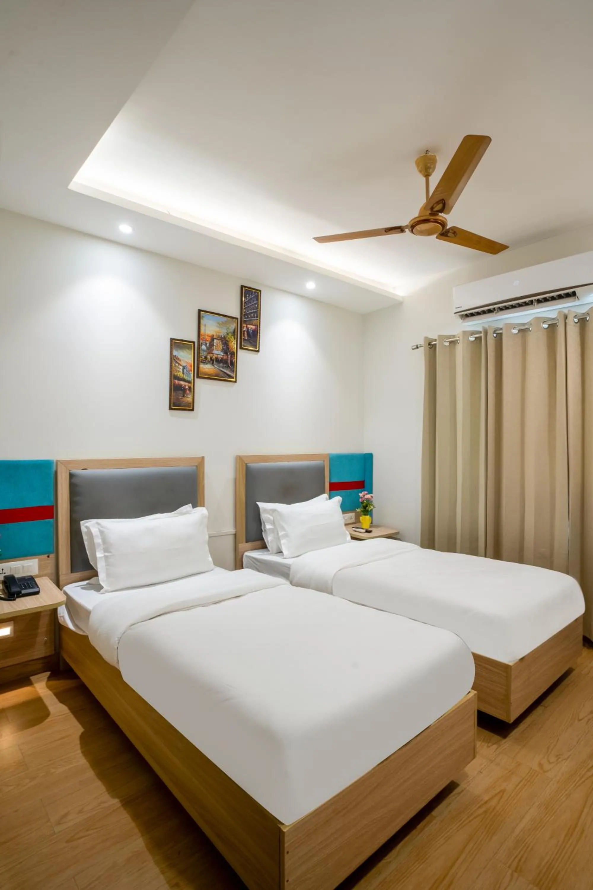 Bed in The Hoften FlxHo Cyber One, Cyber City, Gurugram