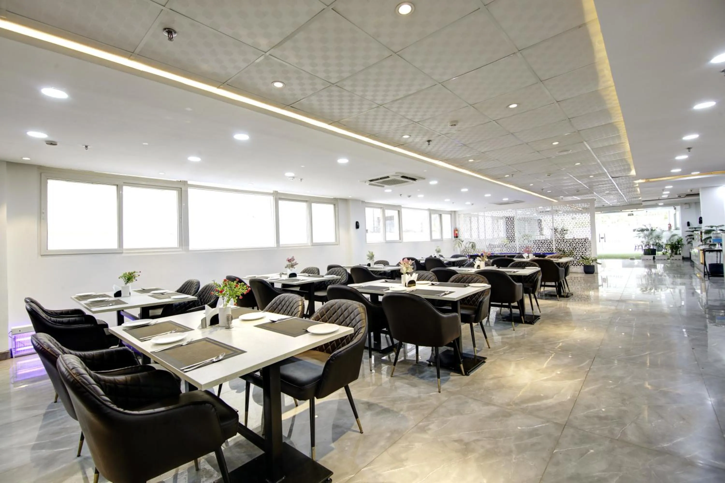 Restaurant/places to eat in The Hoften FlxHo Cyber One, Cyber City, Gurugram
