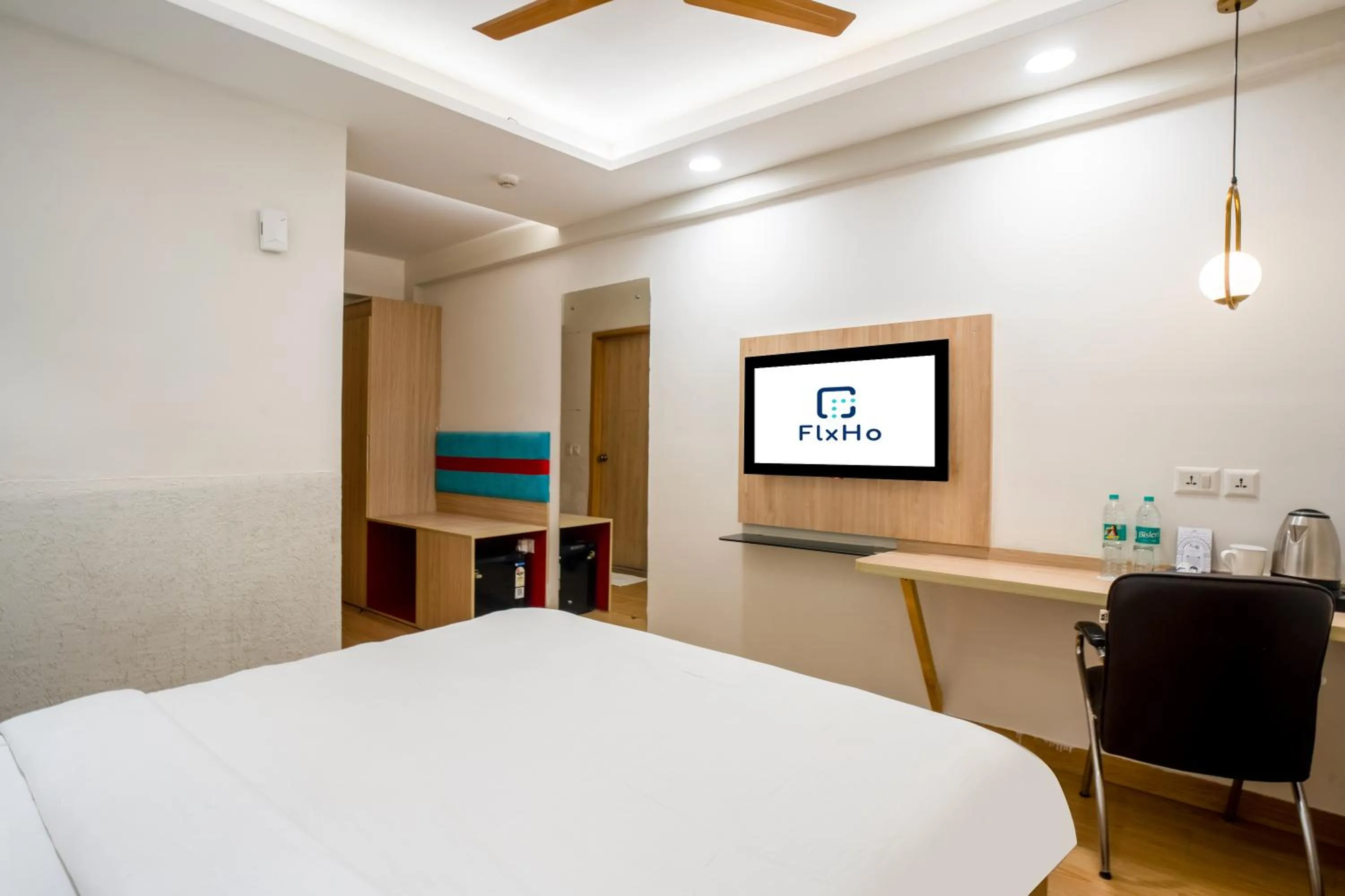 Bed in The Hoften FlxHo Cyber One, Cyber City, Gurugram