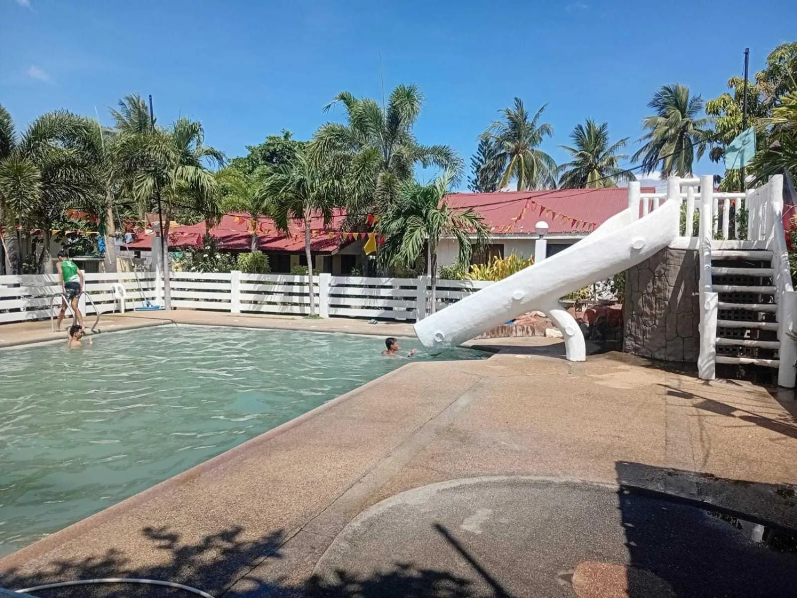 Swimming pool in Hotel O Leonor Beach and Resort