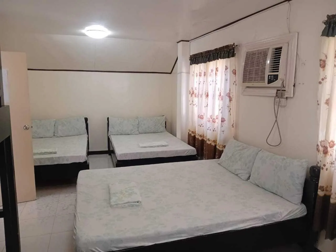 Bed in Hotel O Leonor Beach and Resort