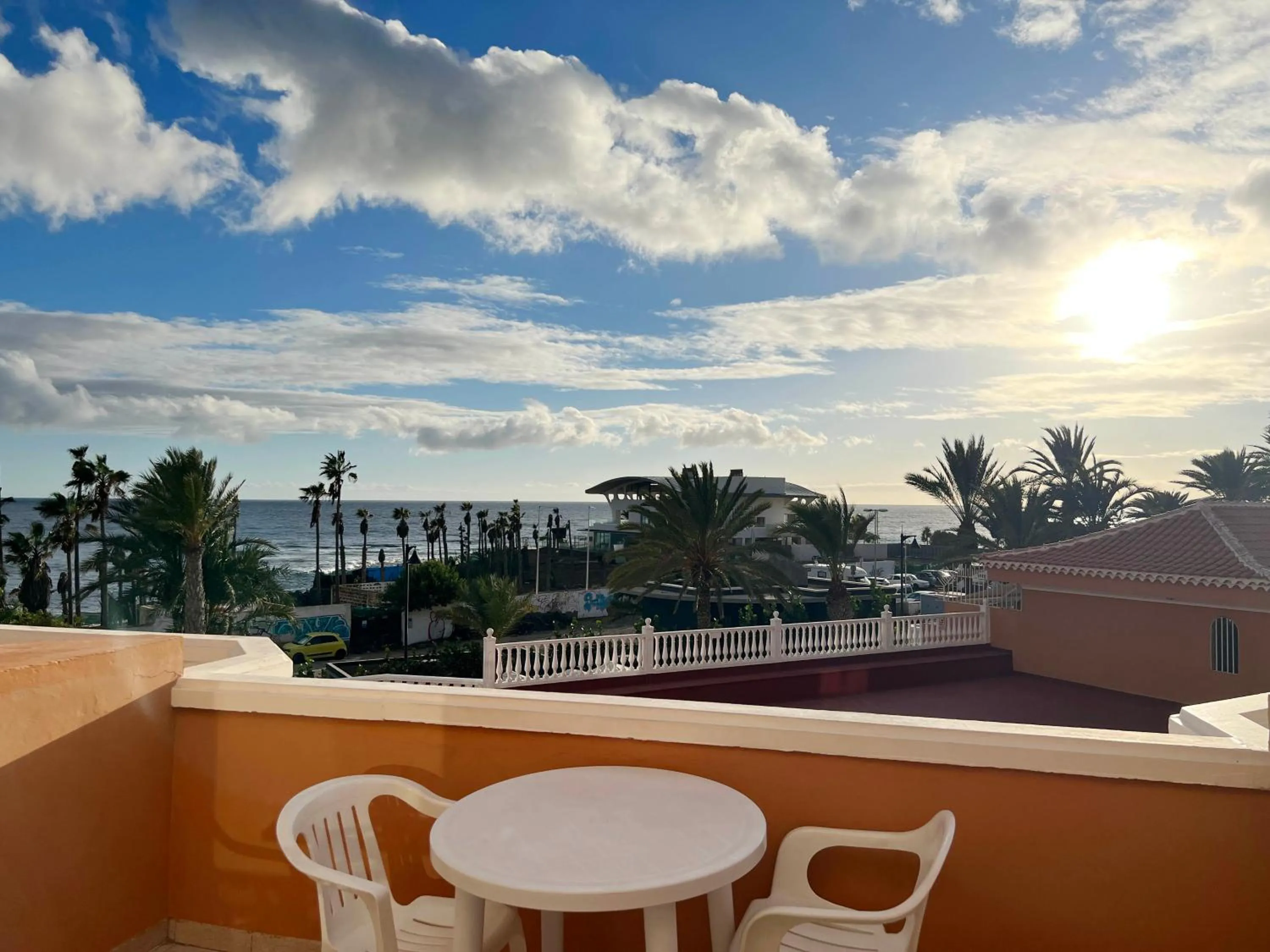 Beachfront Residence Las Americas - TRG