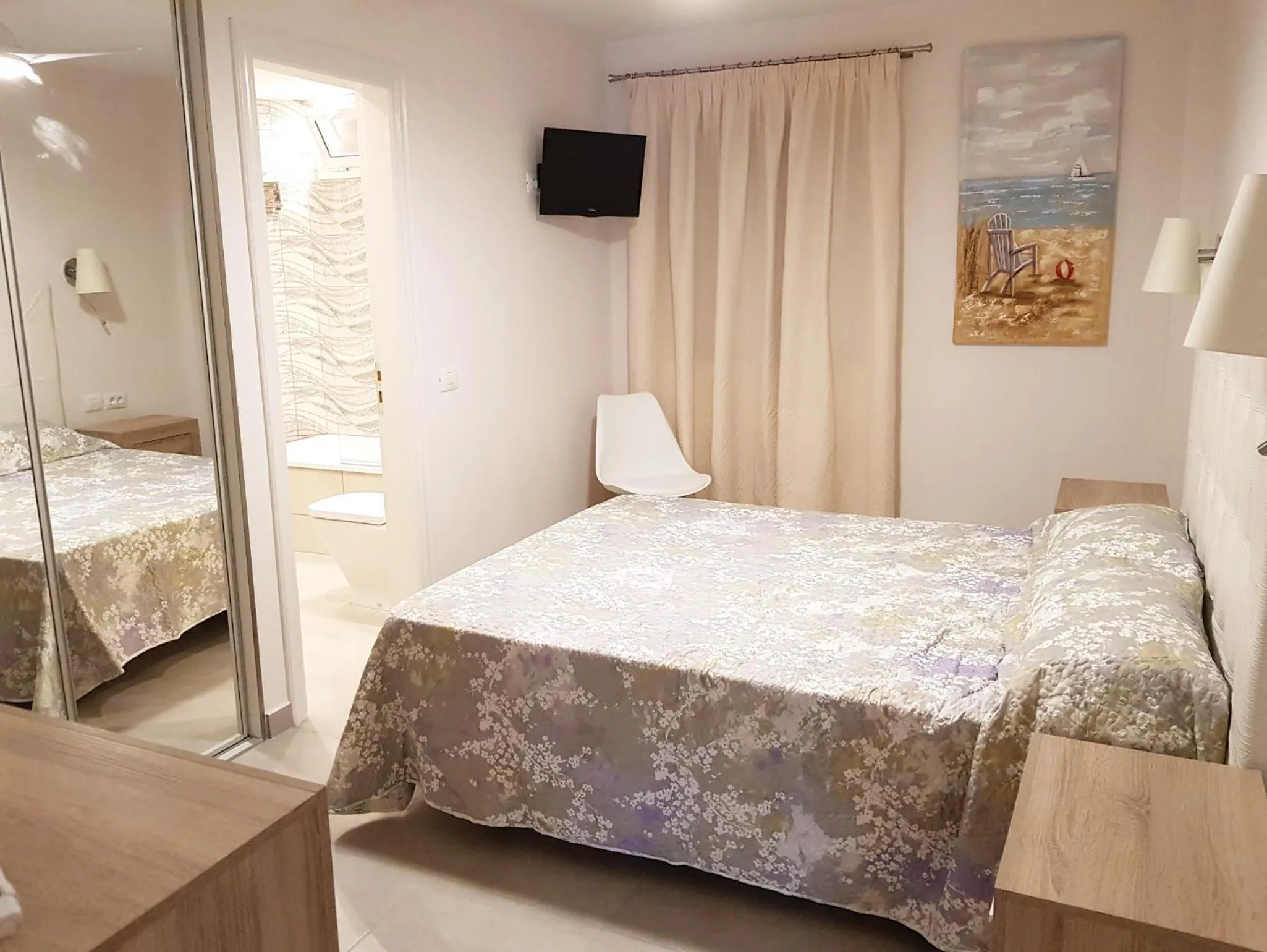 Bed in Beachfront Residence Las Americas - TRG
