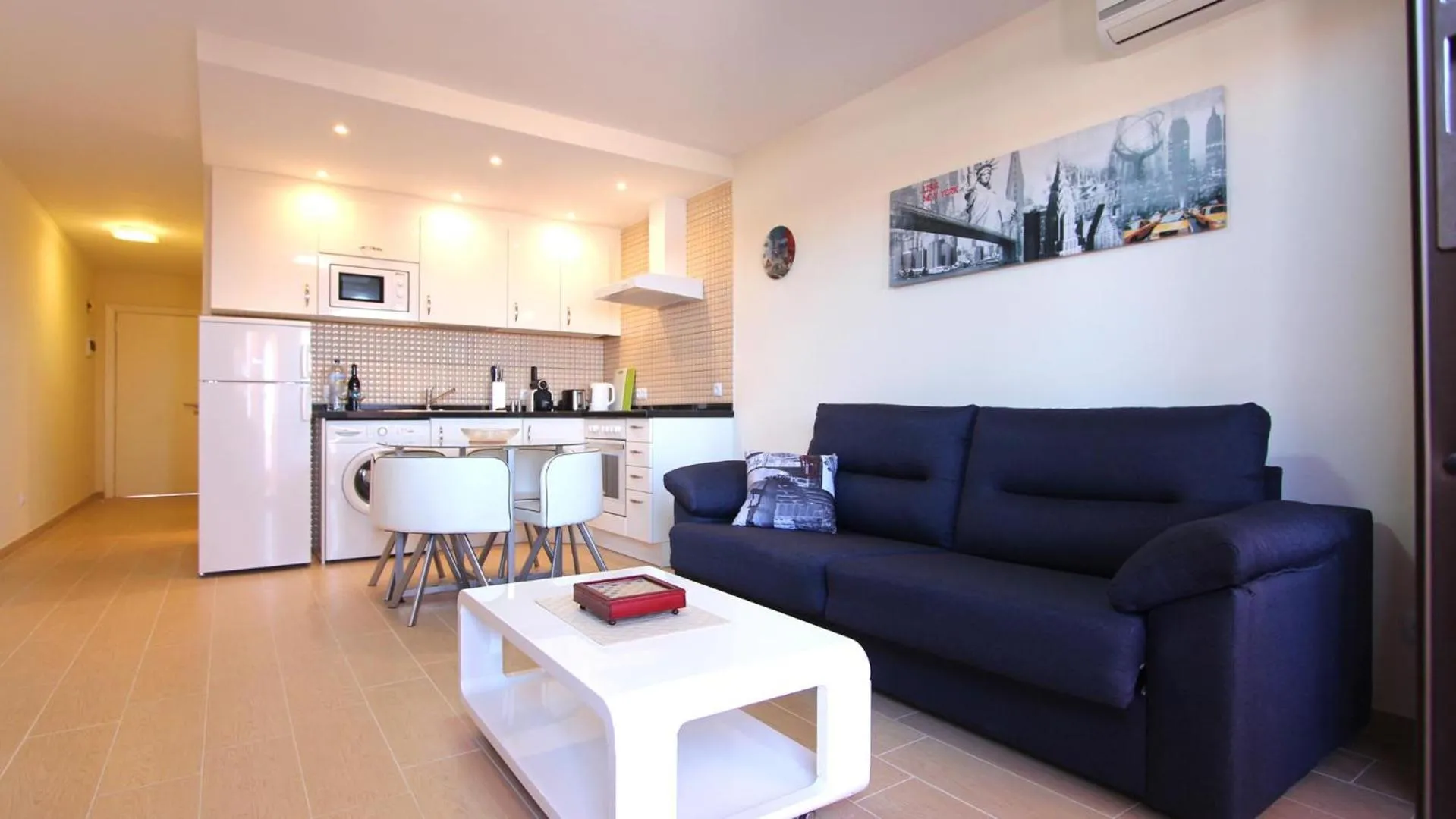 Beachfront Residence Las Americas - TRG