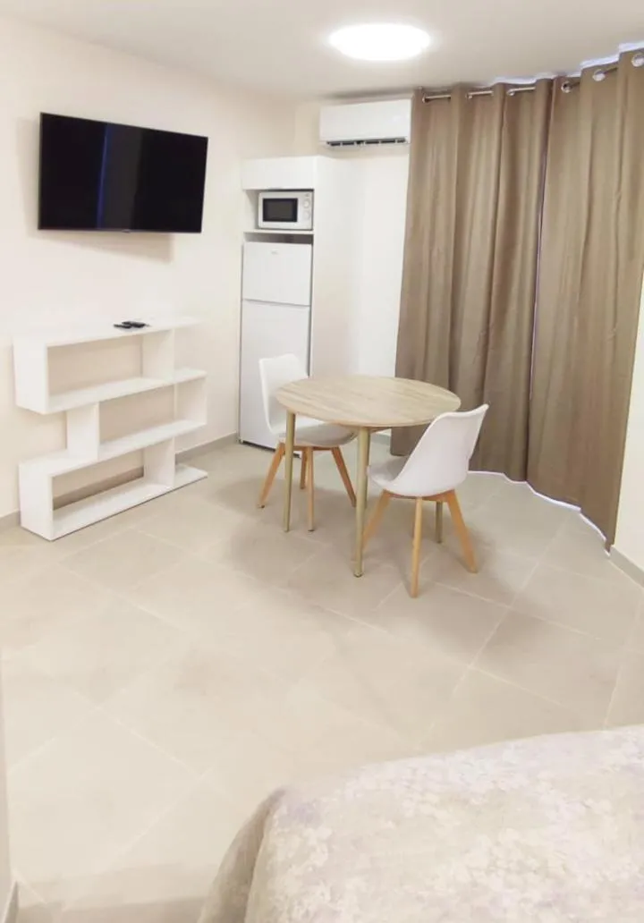 Beachfront Residence Las Americas - TRG