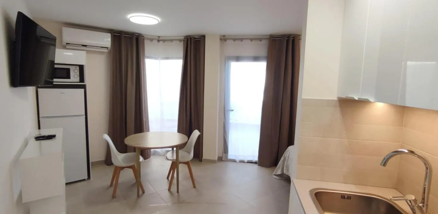 Beachfront Residence Las Americas - TRG