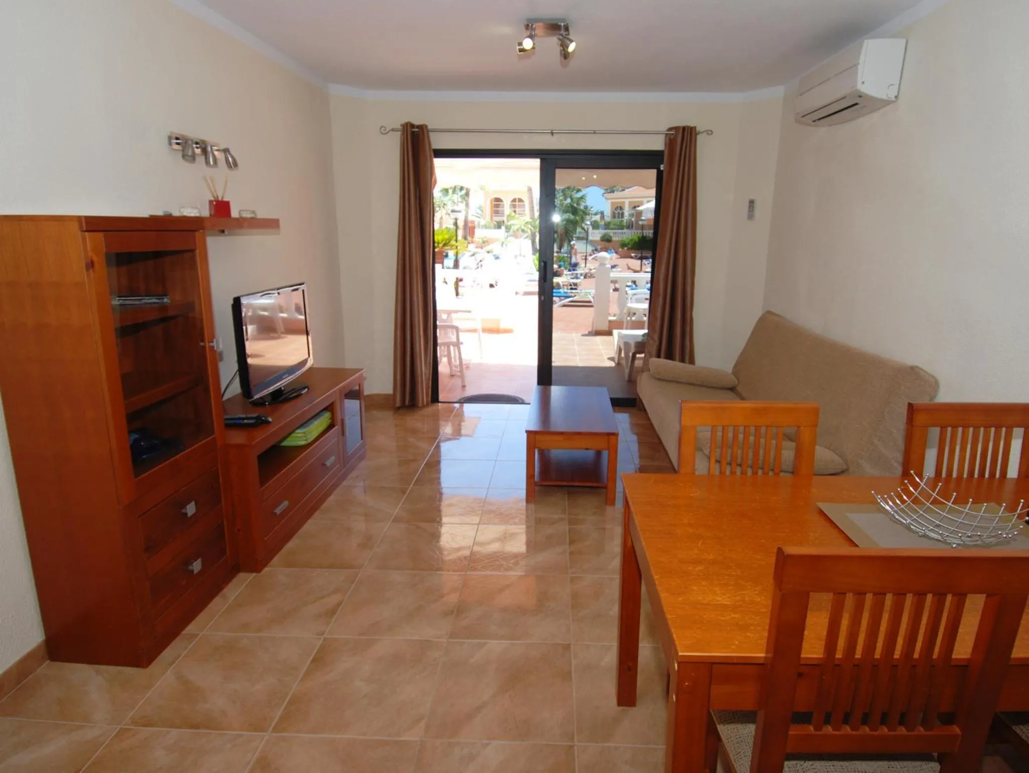 Beachfront Residence Las Americas - TRG