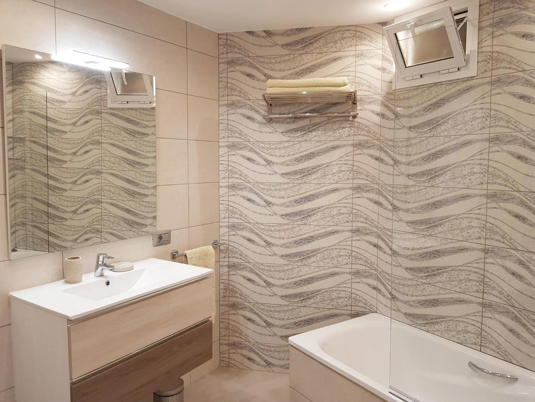 Beachfront Residence Las Americas - TRG