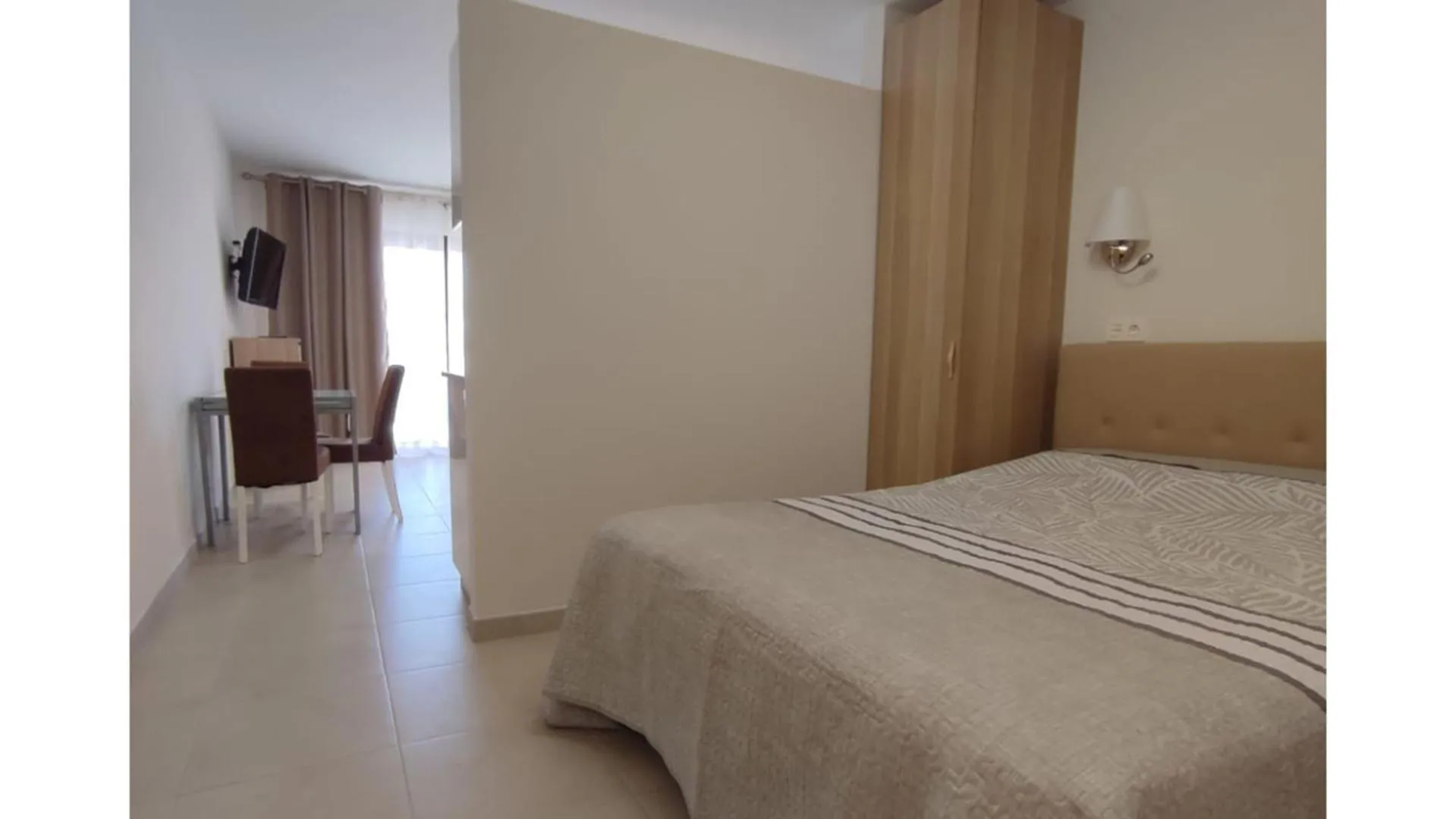 Bed in Beachfront Residence Las Americas - TRG