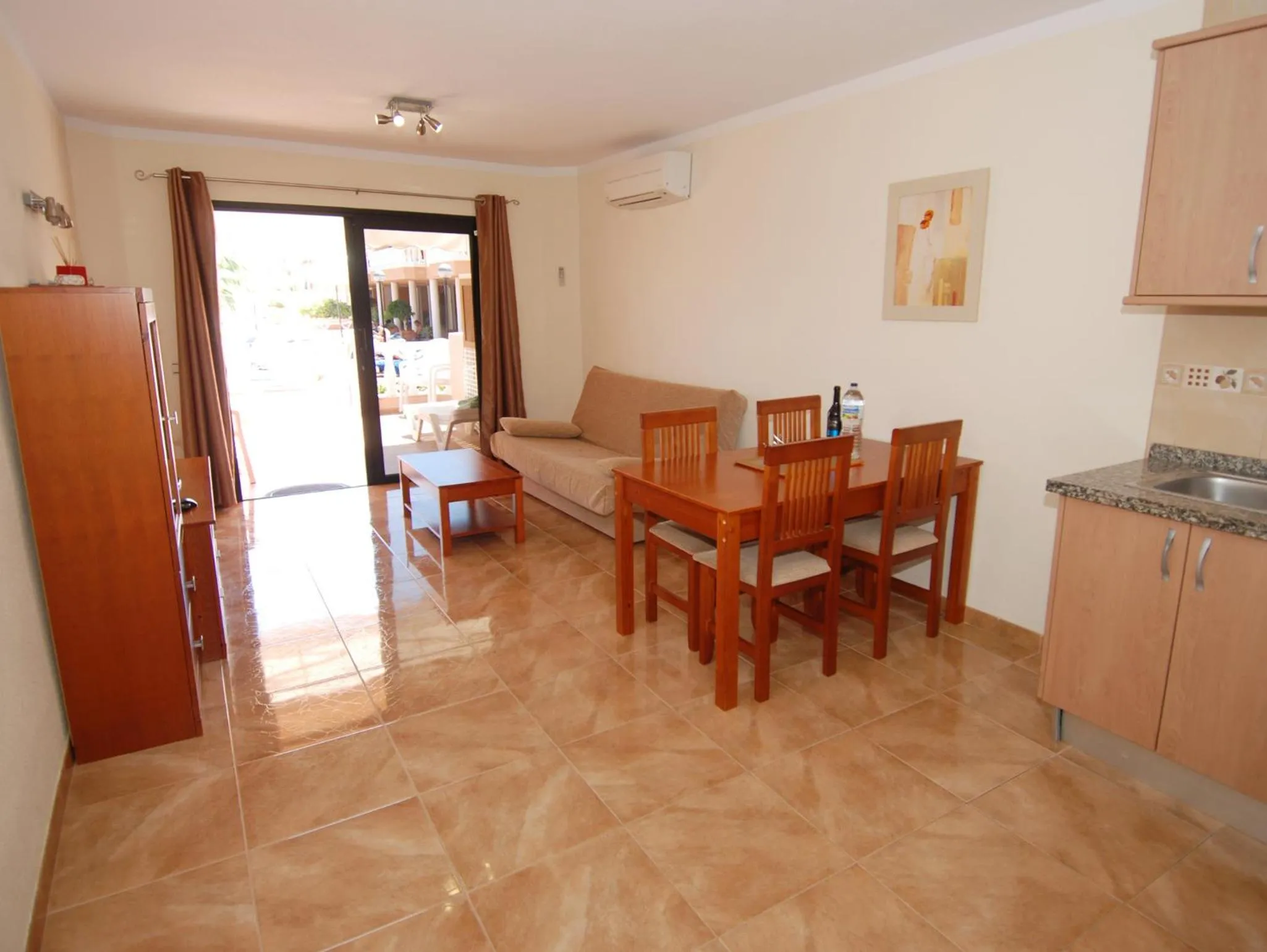 Beachfront Residence Las Americas - TRG
