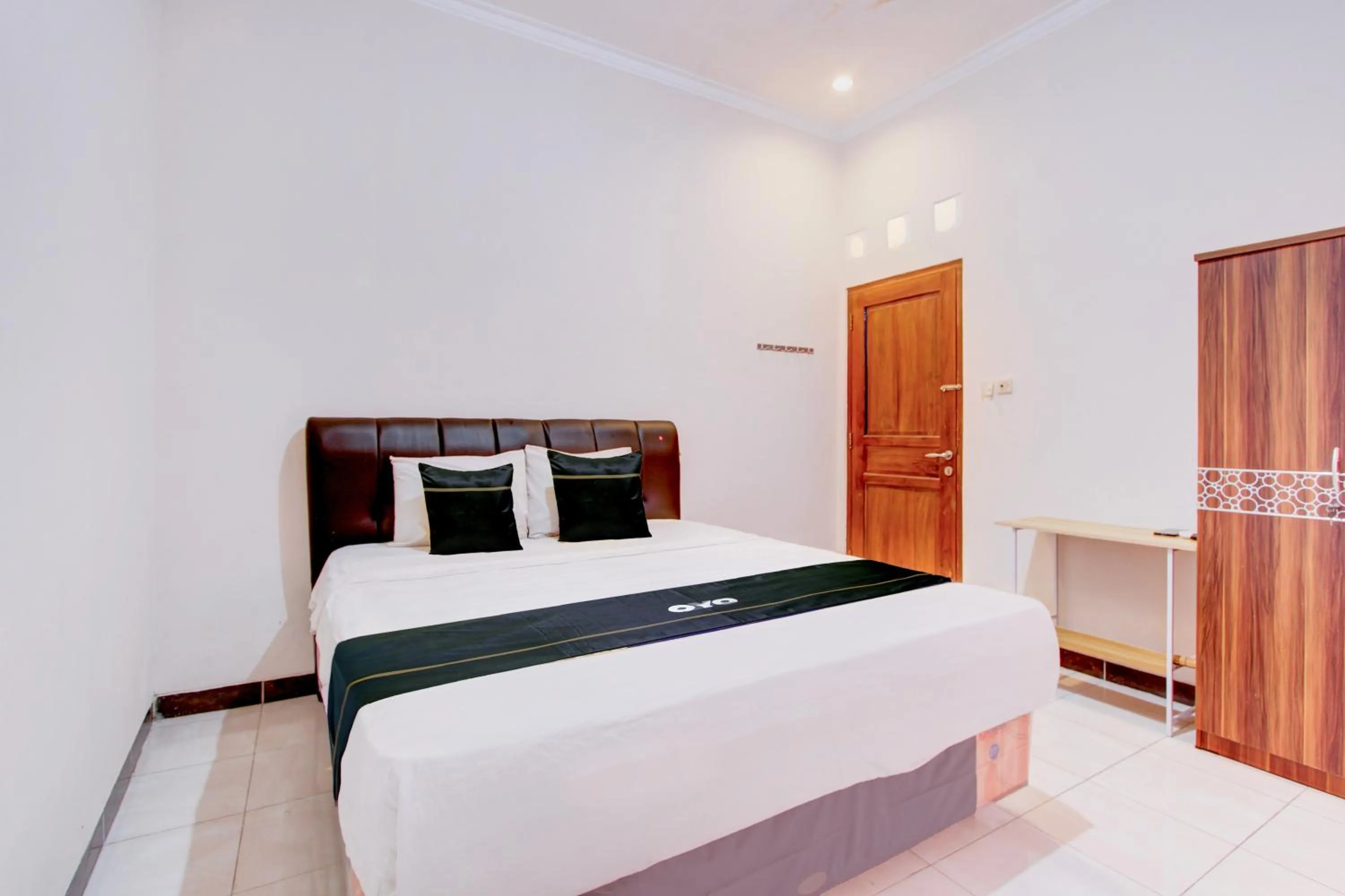 Bedroom, Bed in SPOT ON Podomoro Homestay