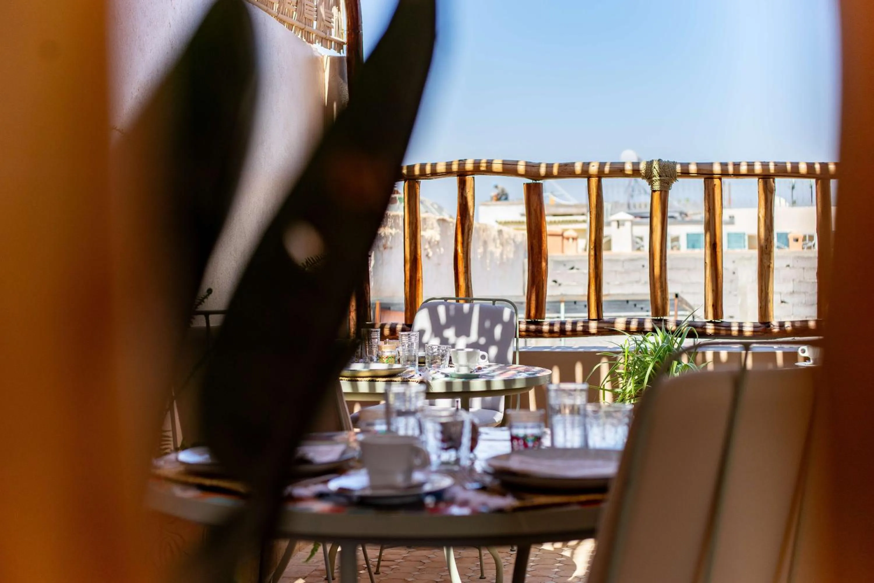 Restaurant/places to eat in Riad 26