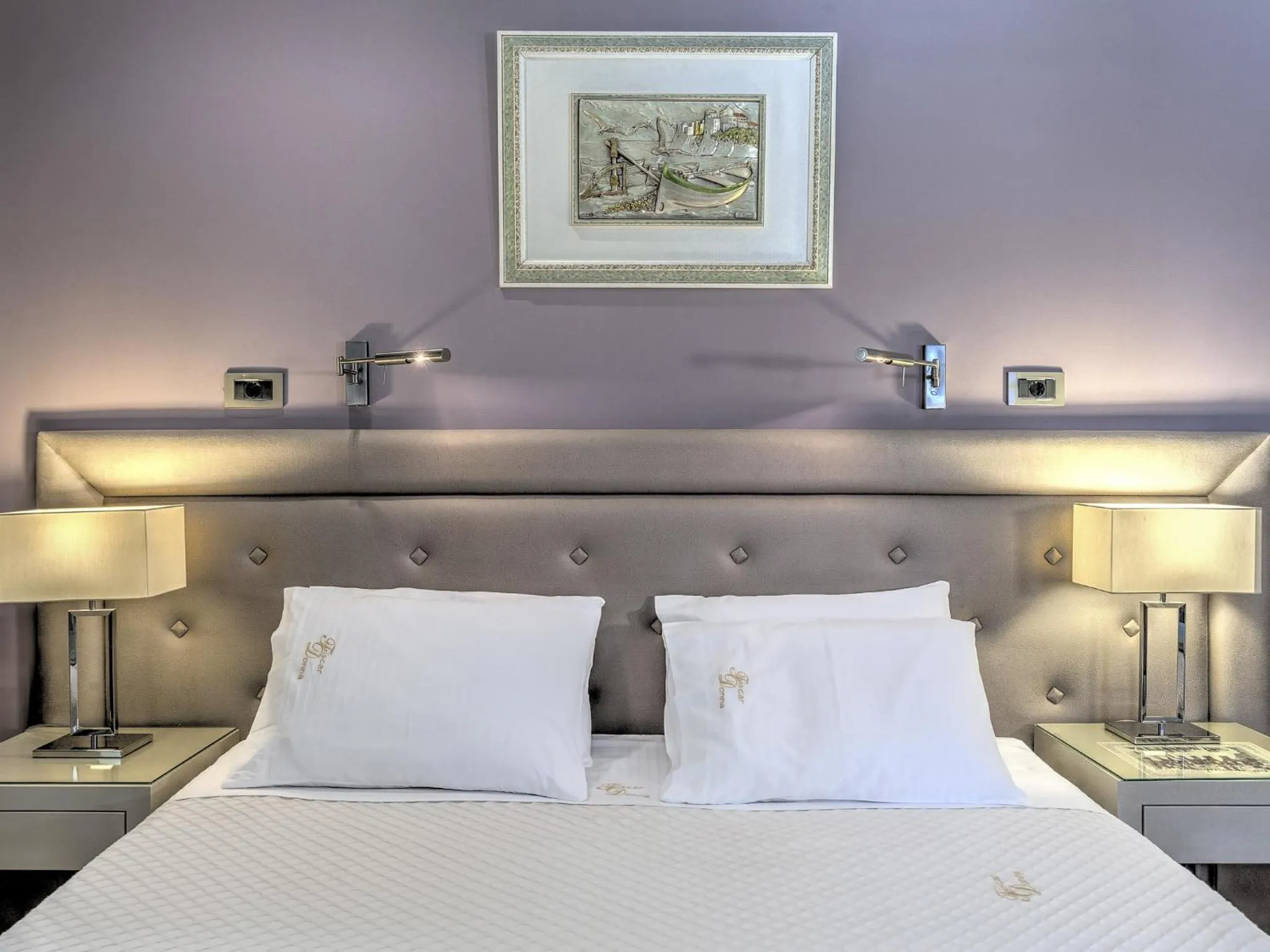 Bed in Fiscardonna Luxury Suites