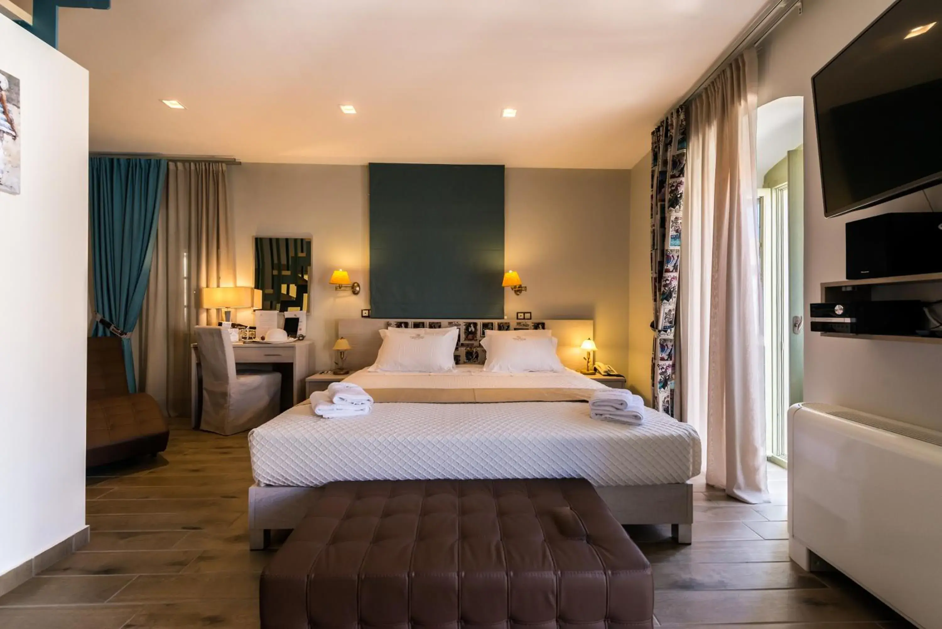 Bedroom in Fiscardonna Luxury Suites Bedroom in Fiscardonna Luxury Suites