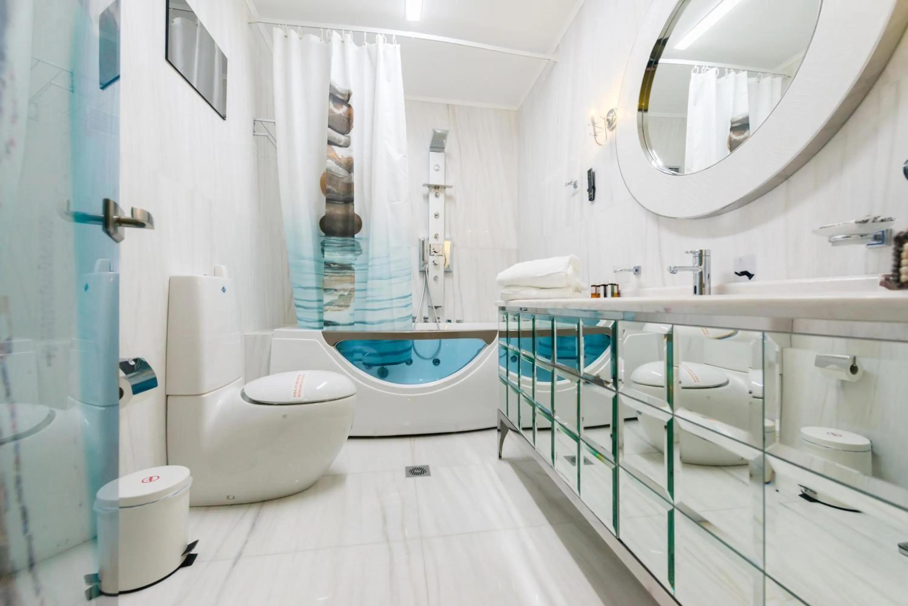 Bathroom in Fiscardonna Luxury Suites