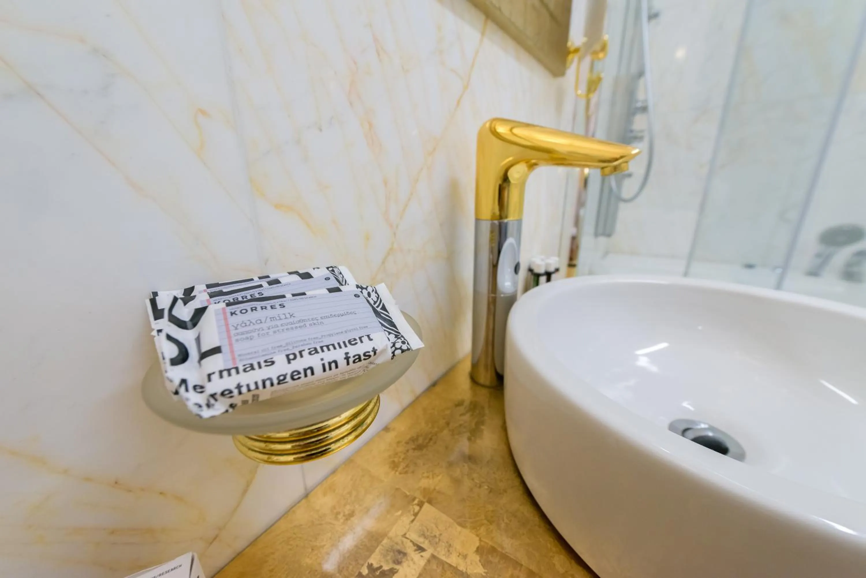 Bathroom in Fiscardonna Luxury Suites