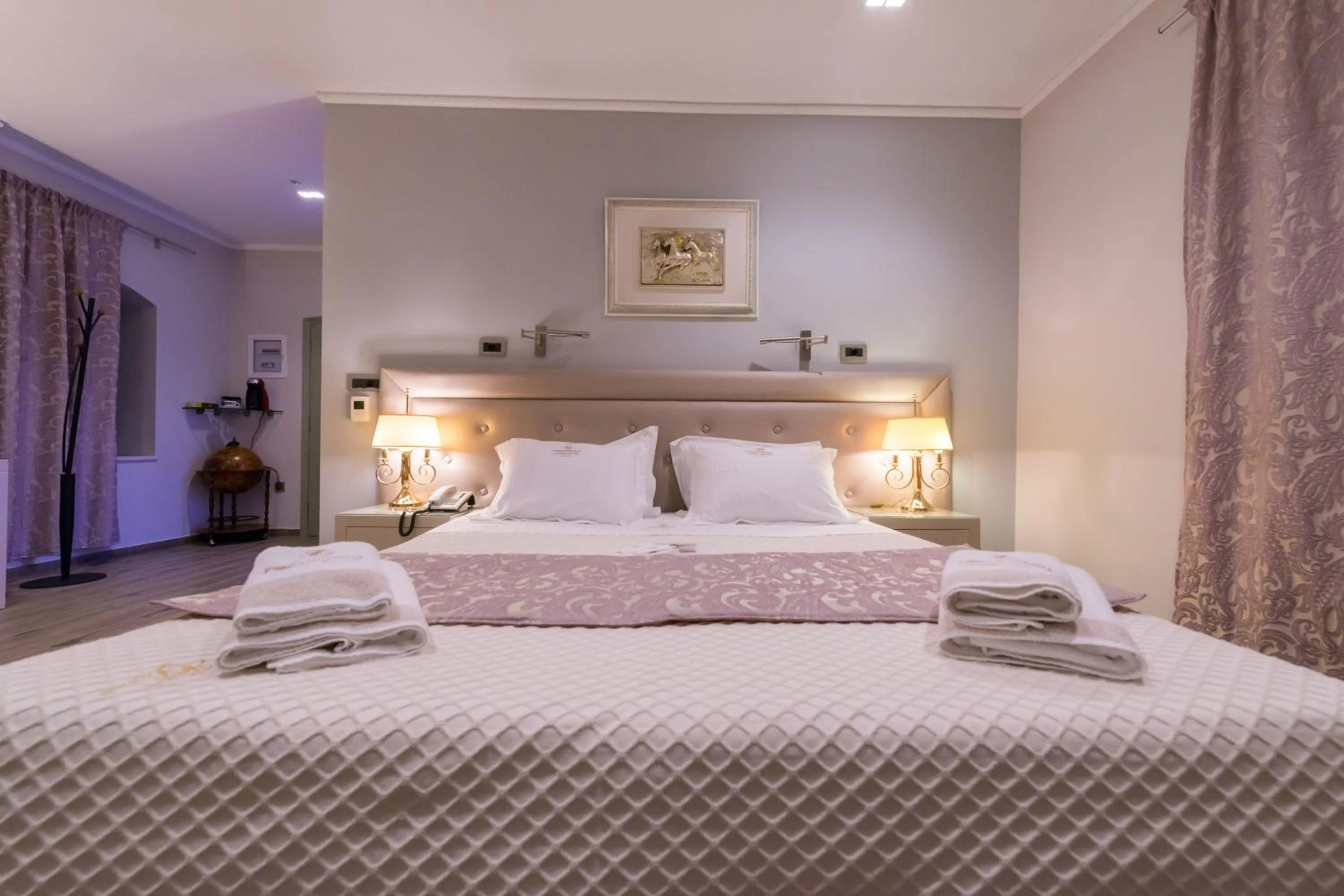 Bedroom in Fiscardonna Luxury Suites