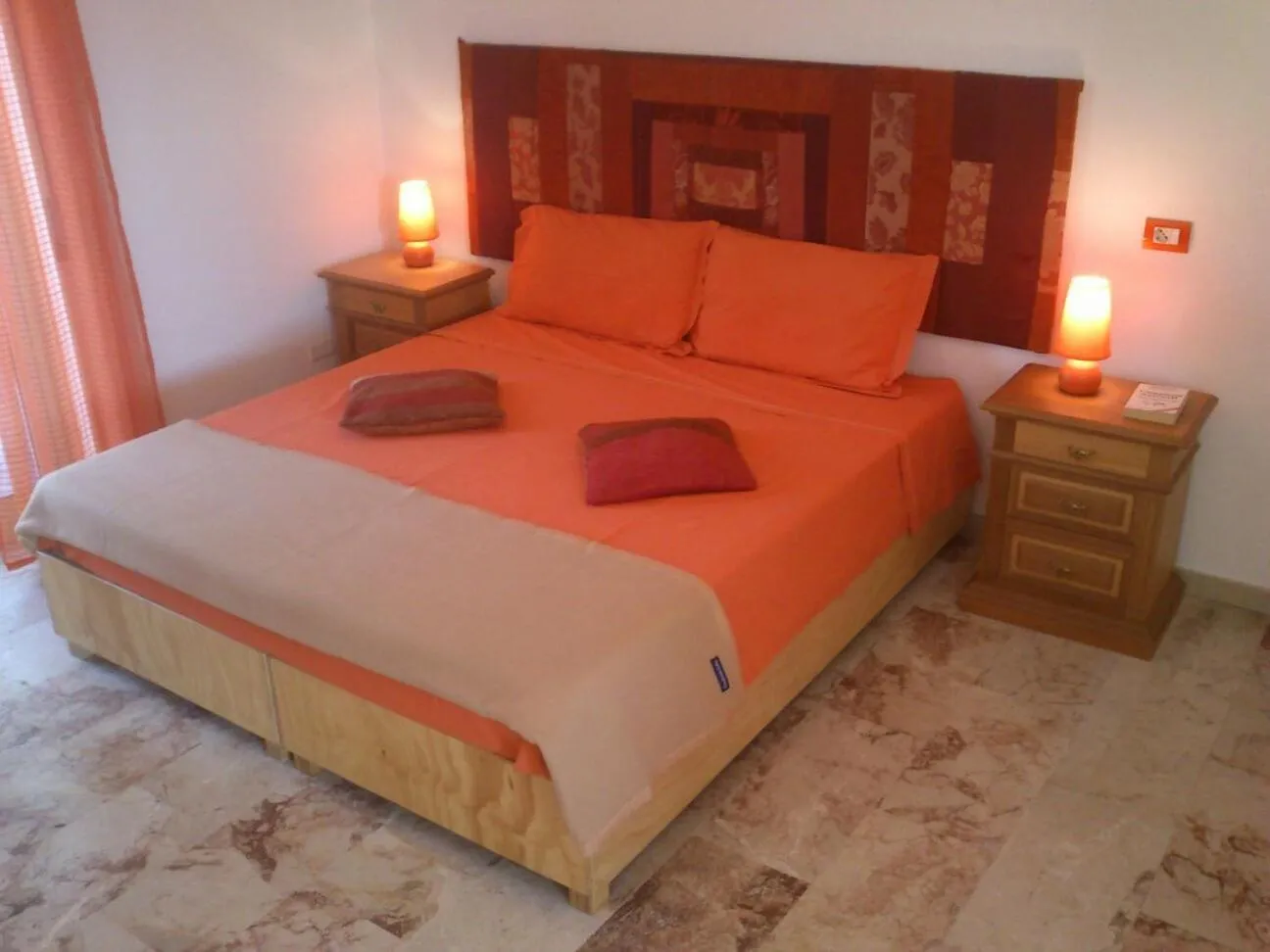Quadruple Room with Private Bathroom in Cartoline Dall'Etna B&b
