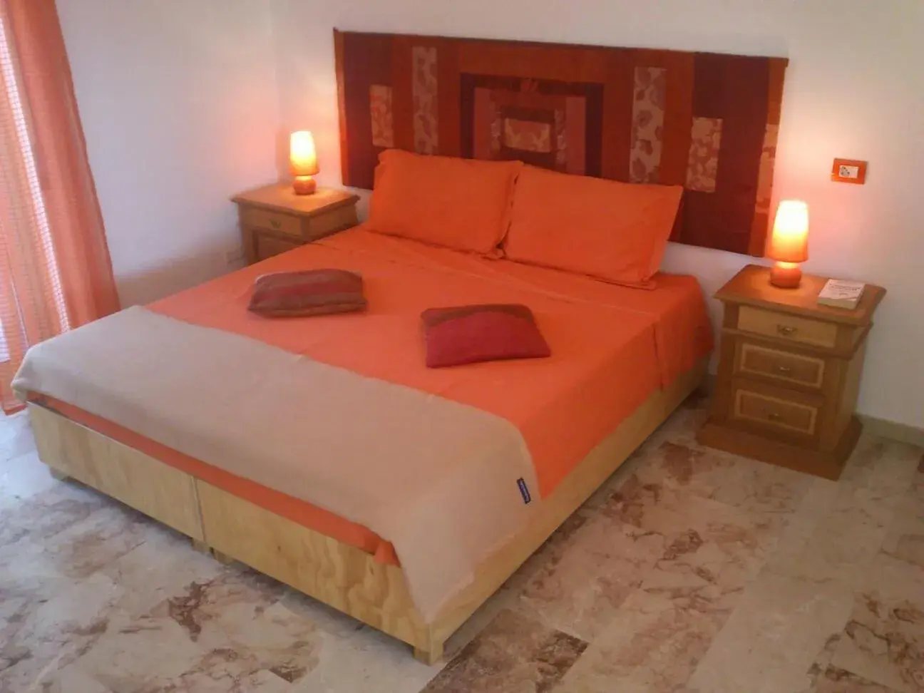 Quadruple Room with Private Bathroom in Cartoline Dall'Etna B&b Quadruple Room with Private Bathroom in Cartoline Dall'Etna B&b