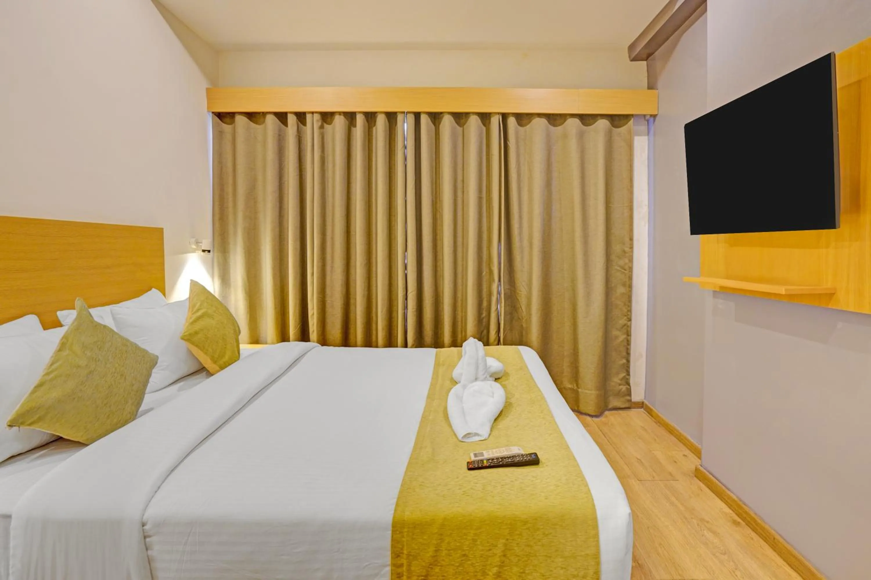 Bed in The Byke Business Hotel Landmark