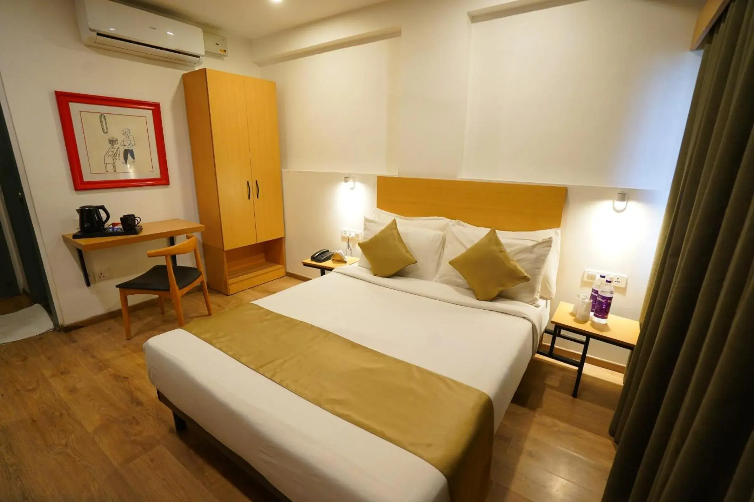 Bedroom, Bed in The Byke Business Hotel Landmark Bedroom, Bed in The Byke Business Hotel Landmark