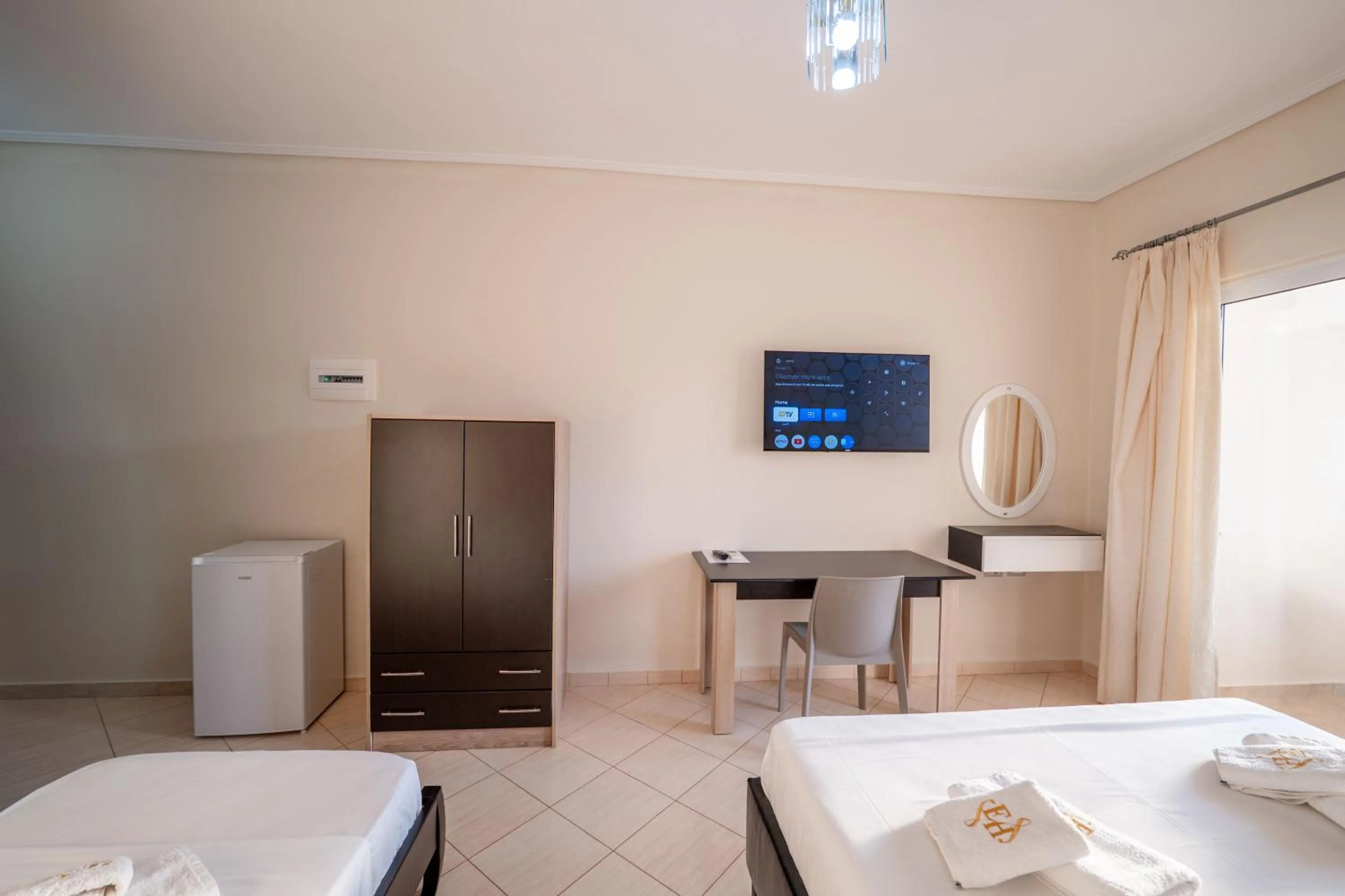 Bed in EROS HOTEL Ksamil
