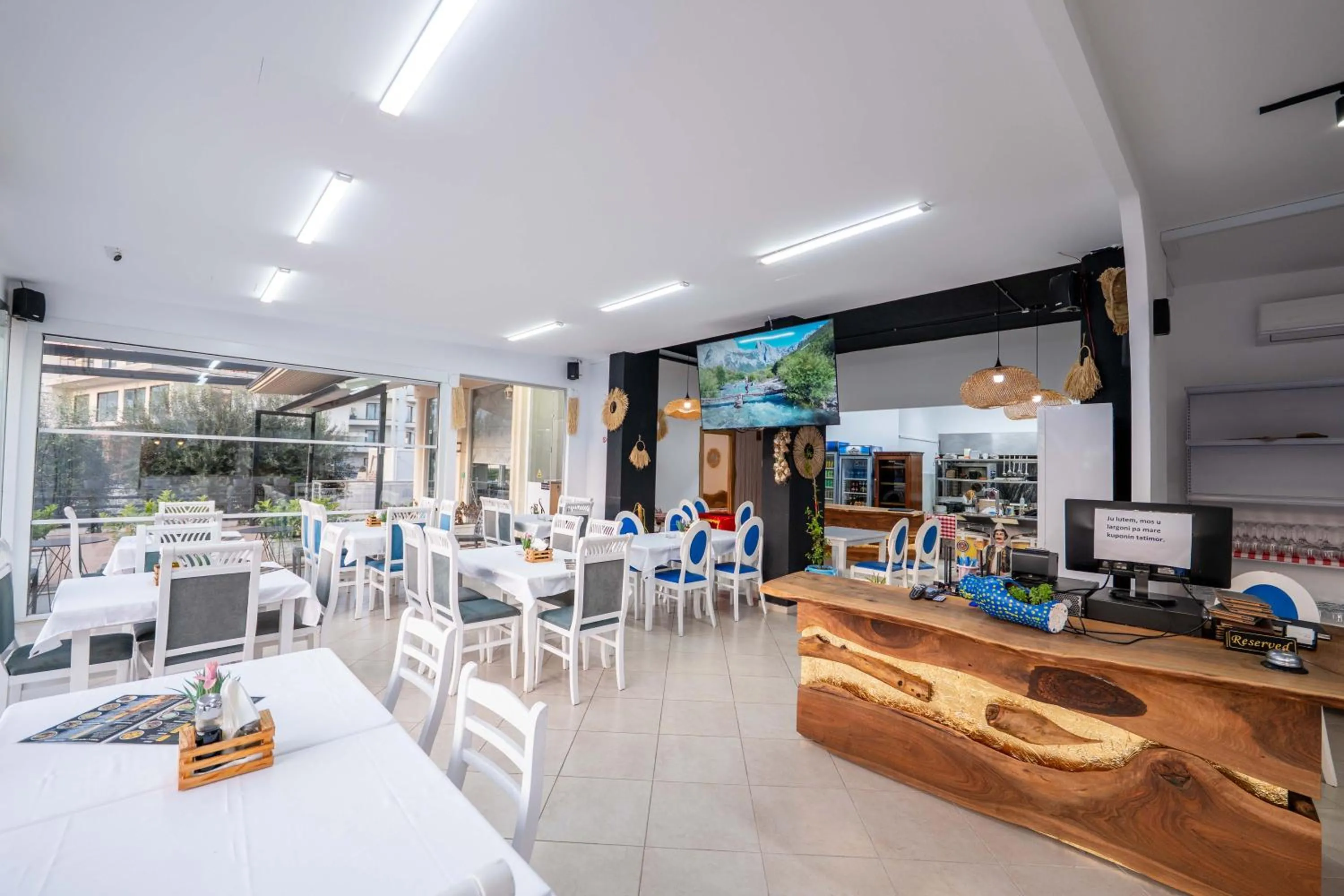 EROS HOTEL Ksamil