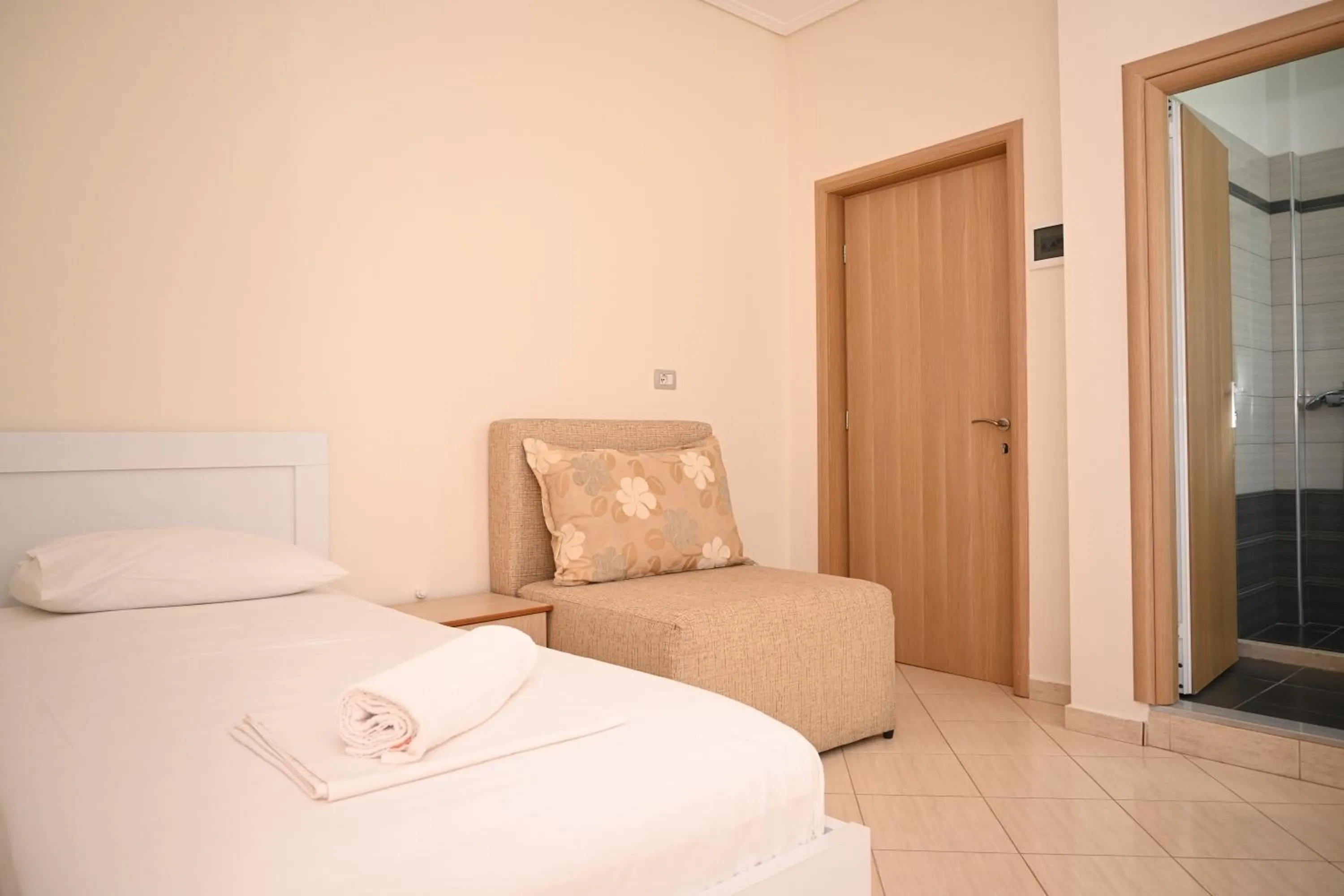 Bed in EROS HOTEL Ksamil