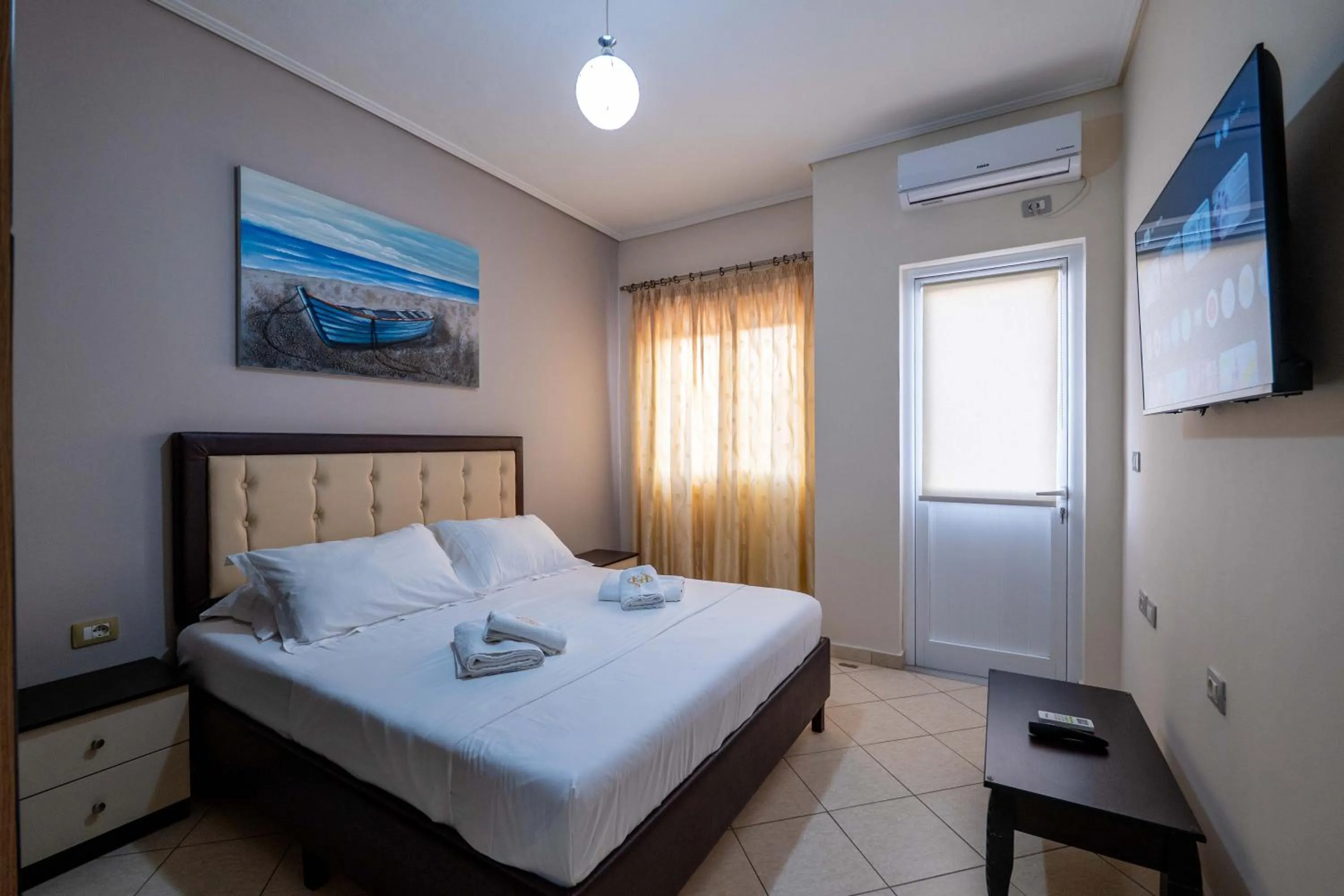 Bed in EROS HOTEL Ksamil