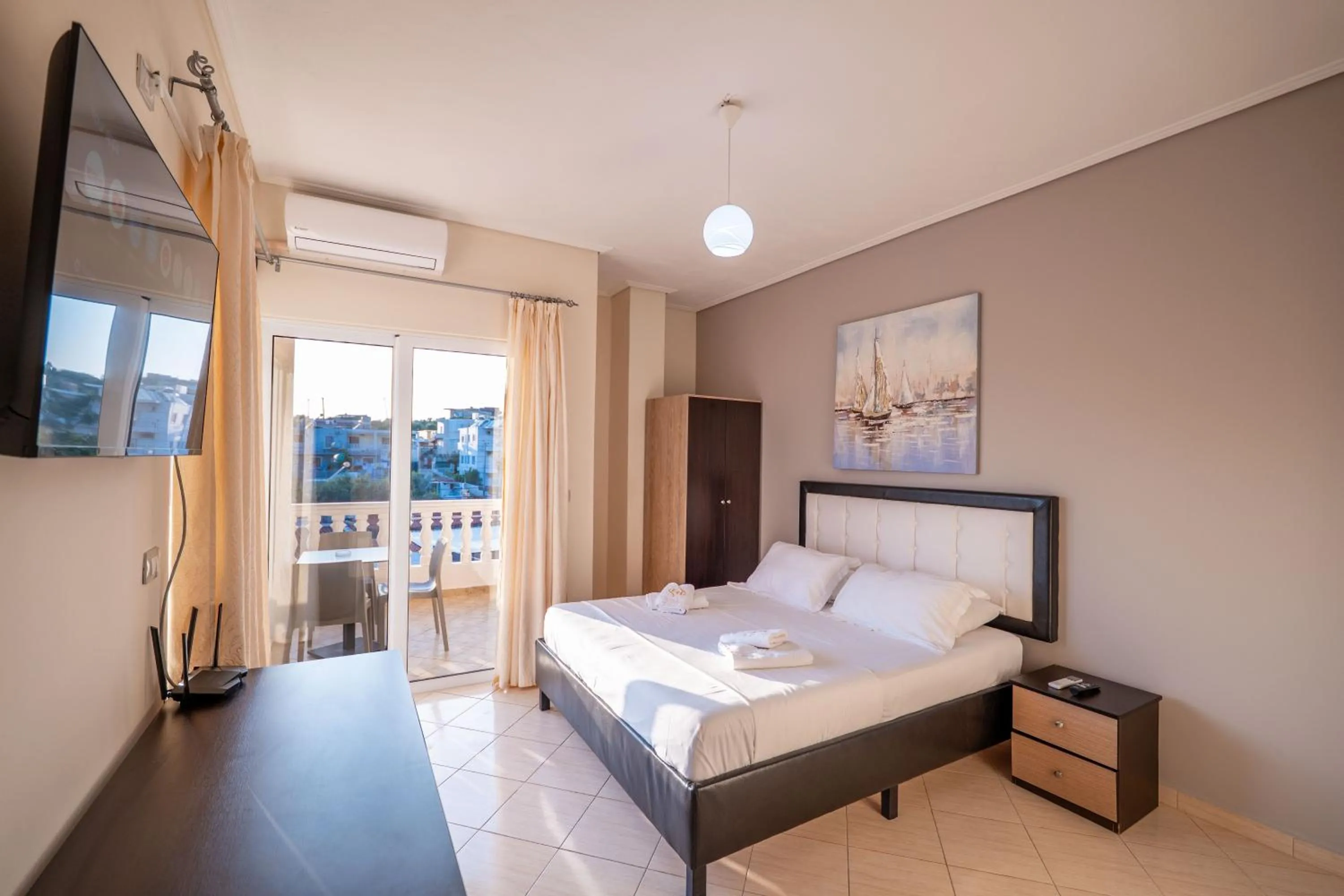 Bedroom, Bed in EROS HOTEL Ksamil