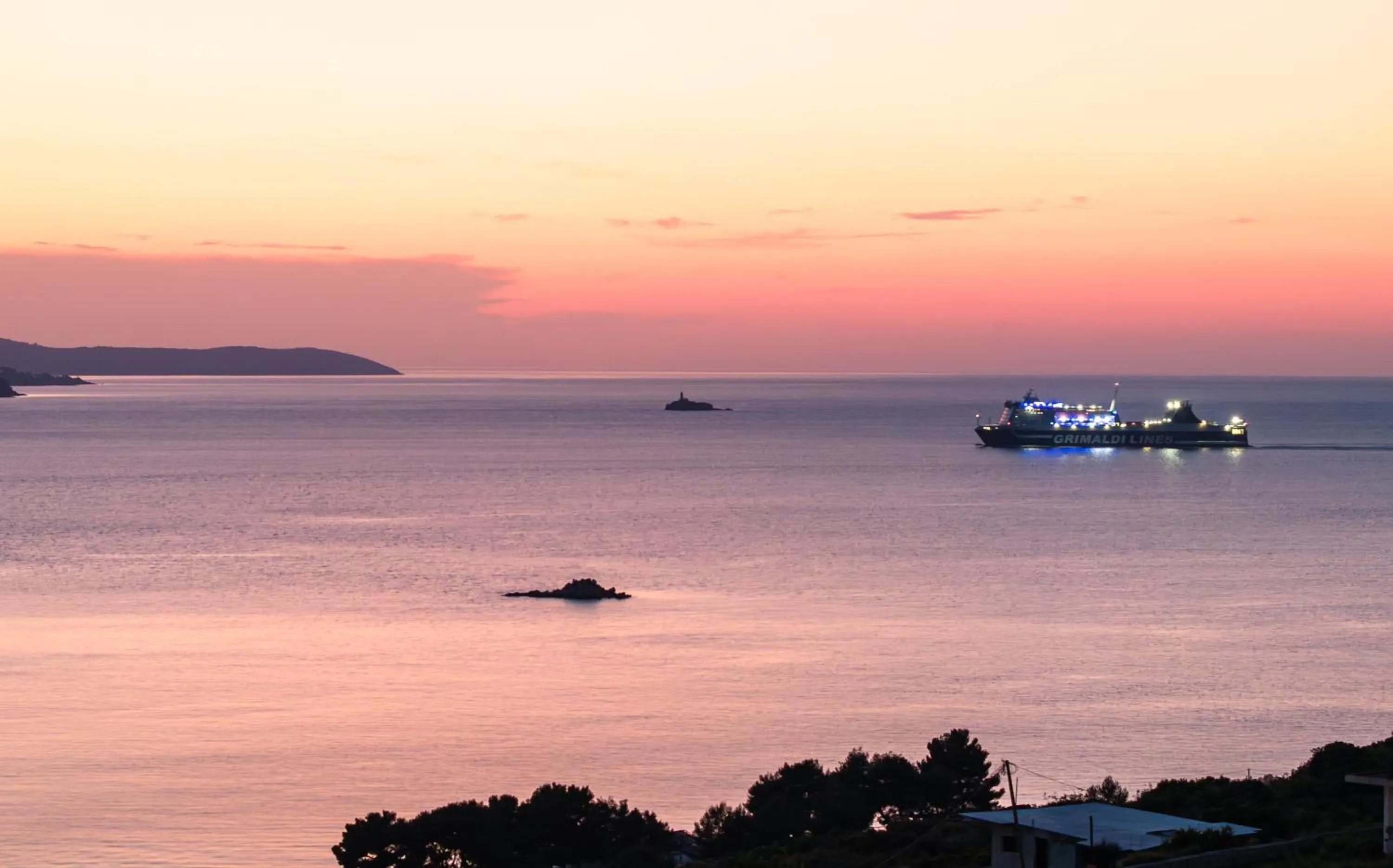 EROS HOTEL Ksamil