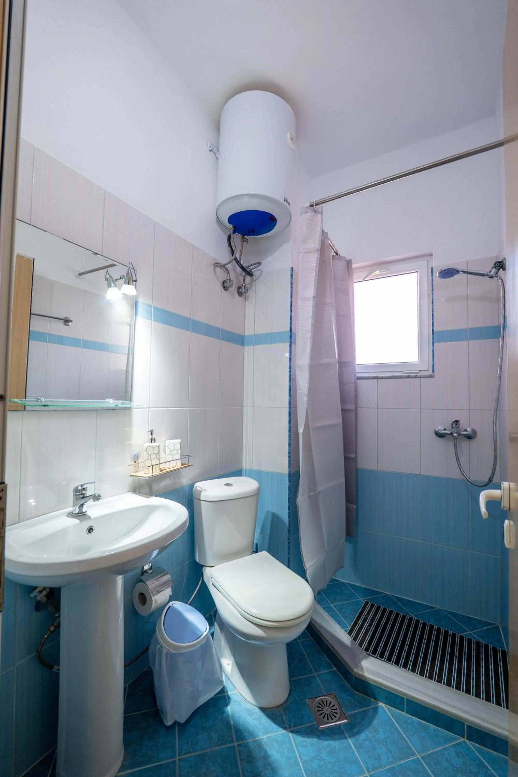 EROS HOTEL Ksamil