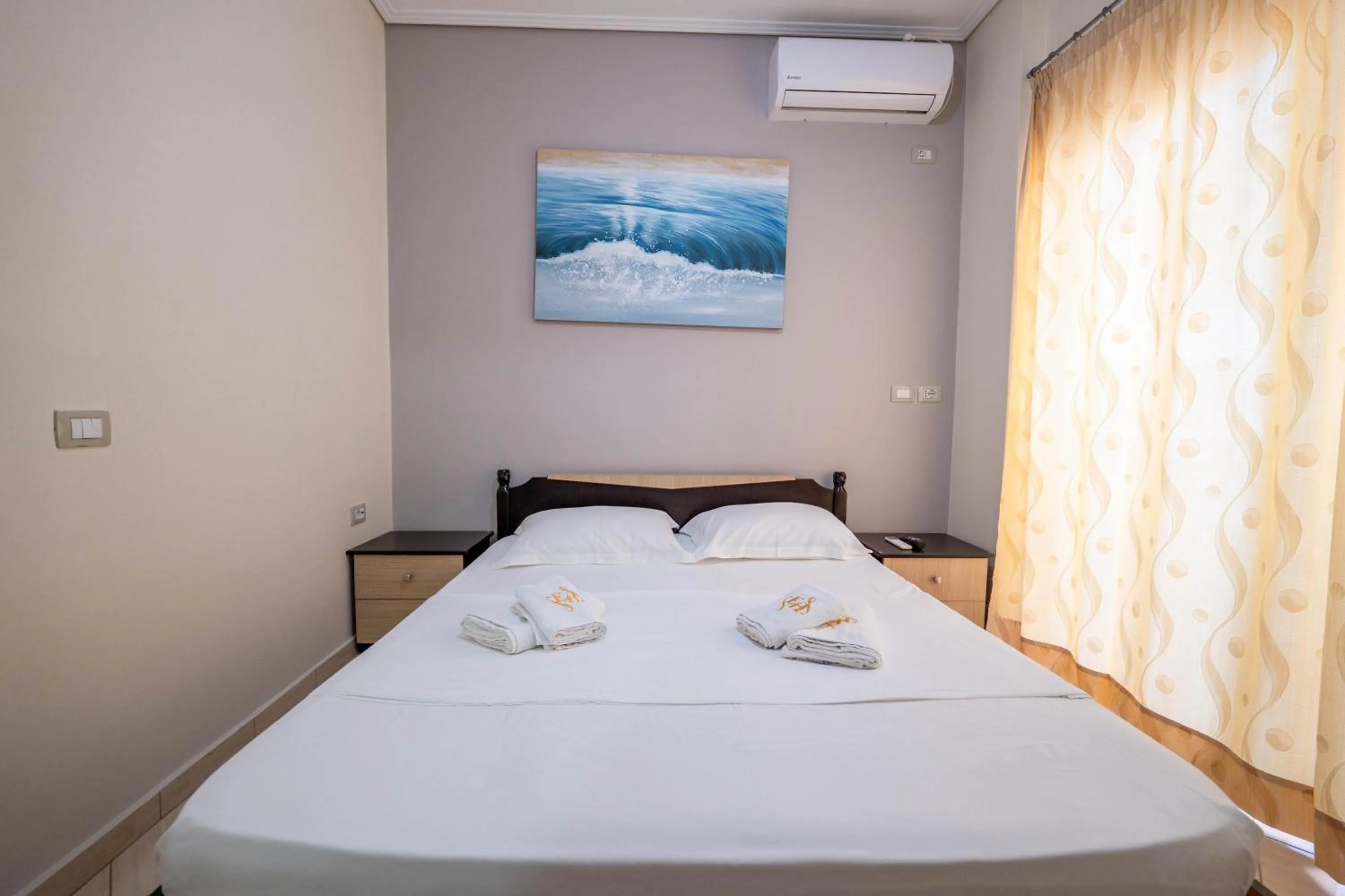 Bed in EROS HOTEL Ksamil