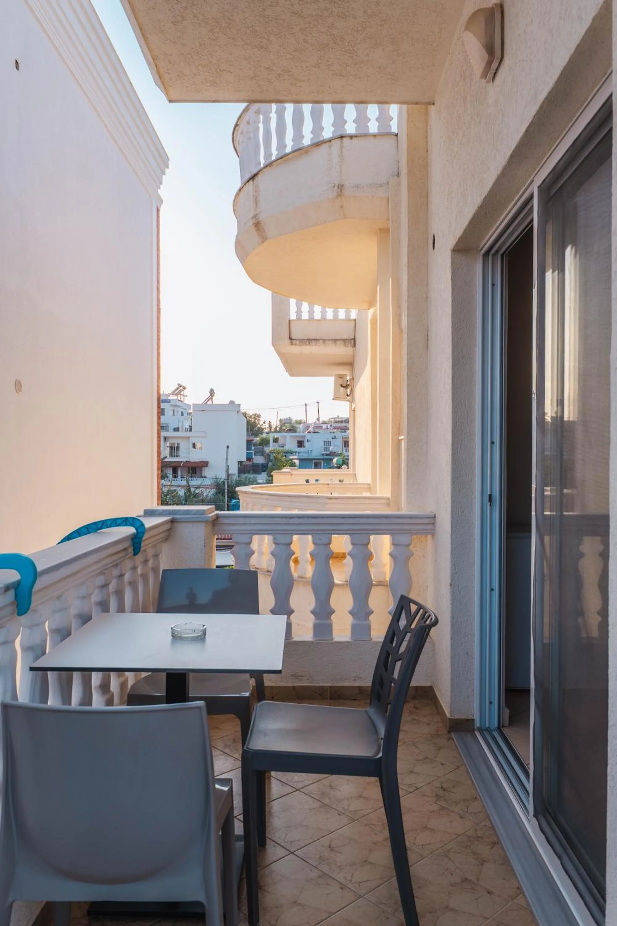 EROS HOTEL Ksamil