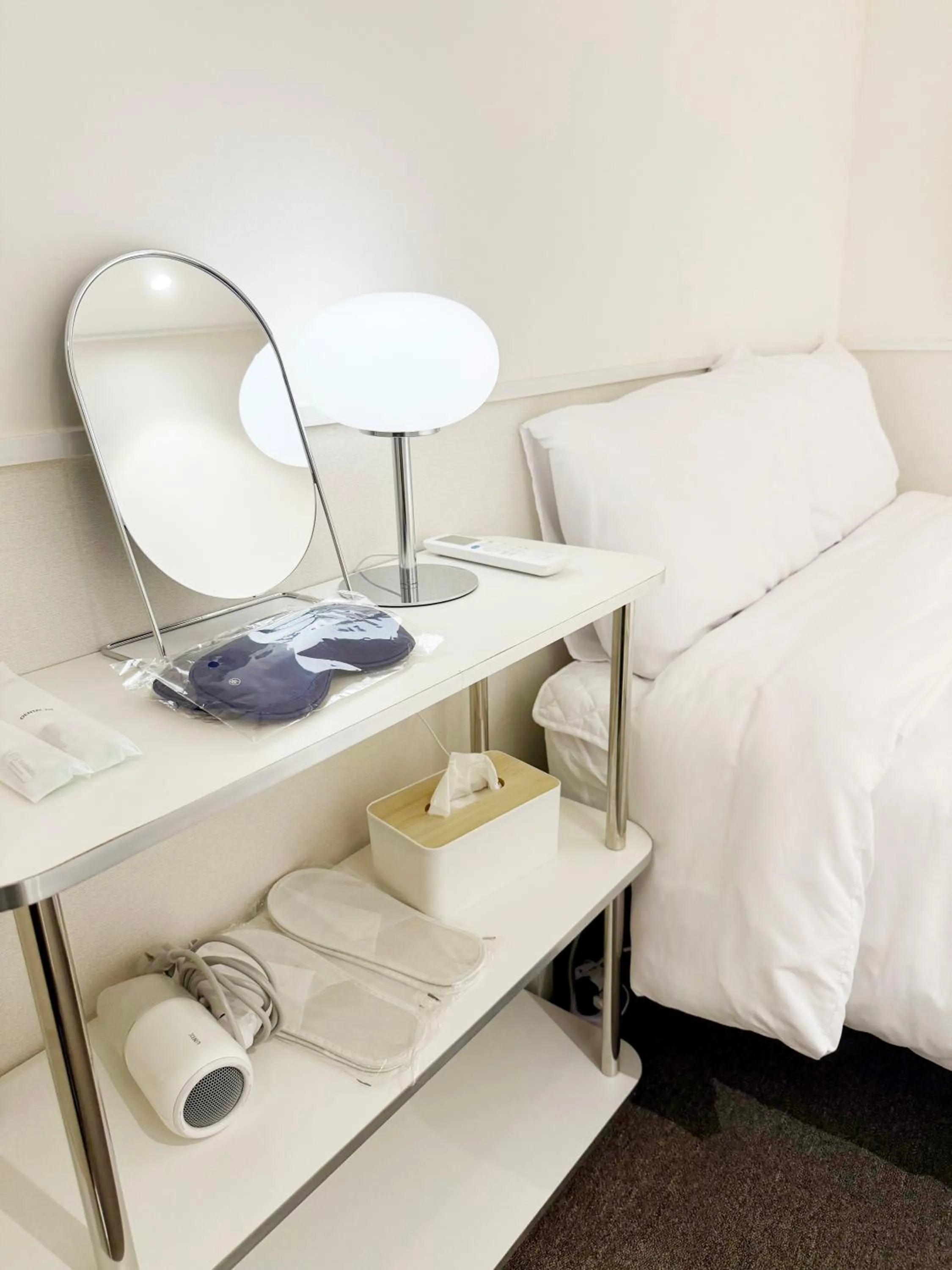 Bed in nook Inn