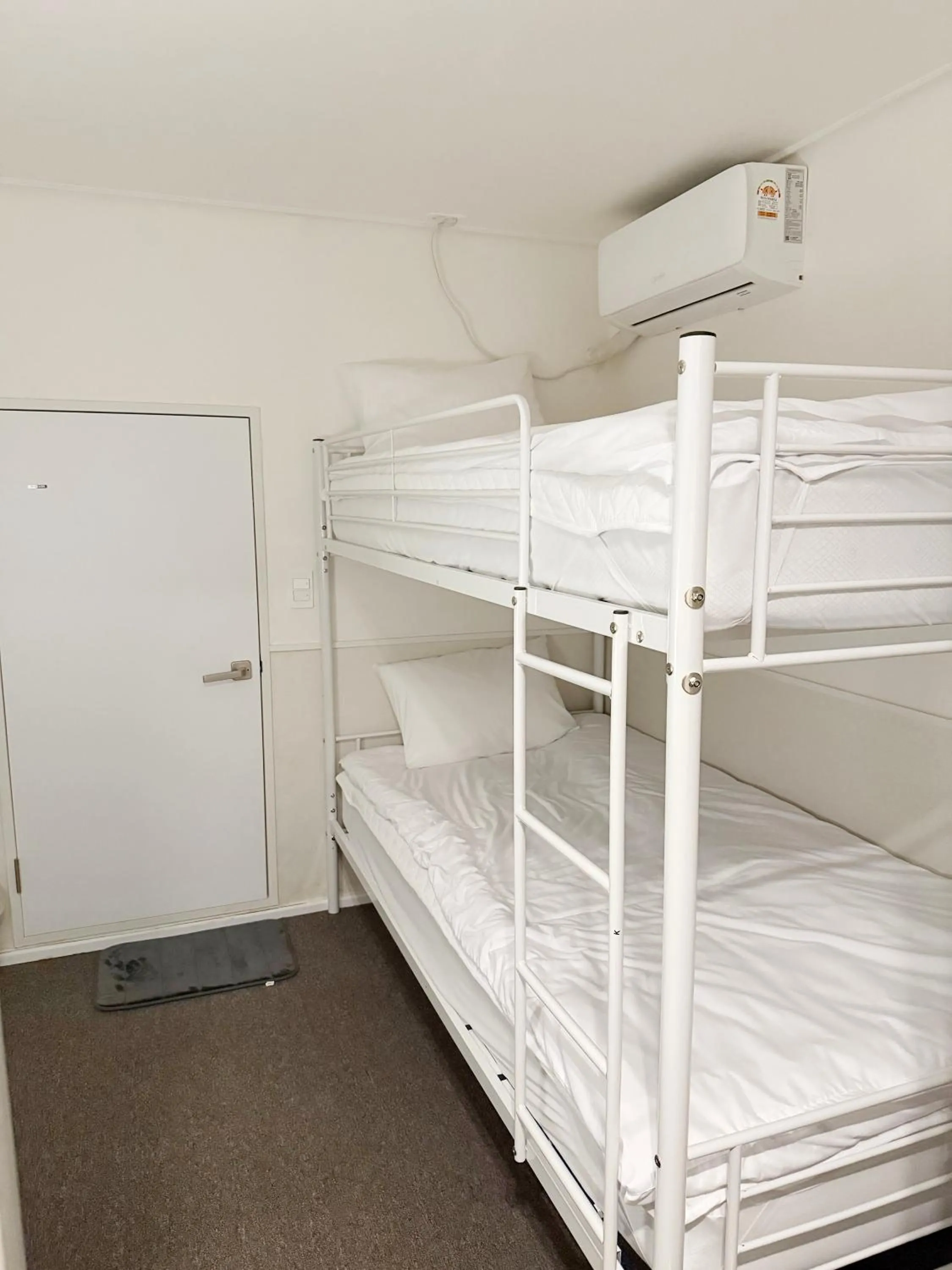 Bed in nook Inn