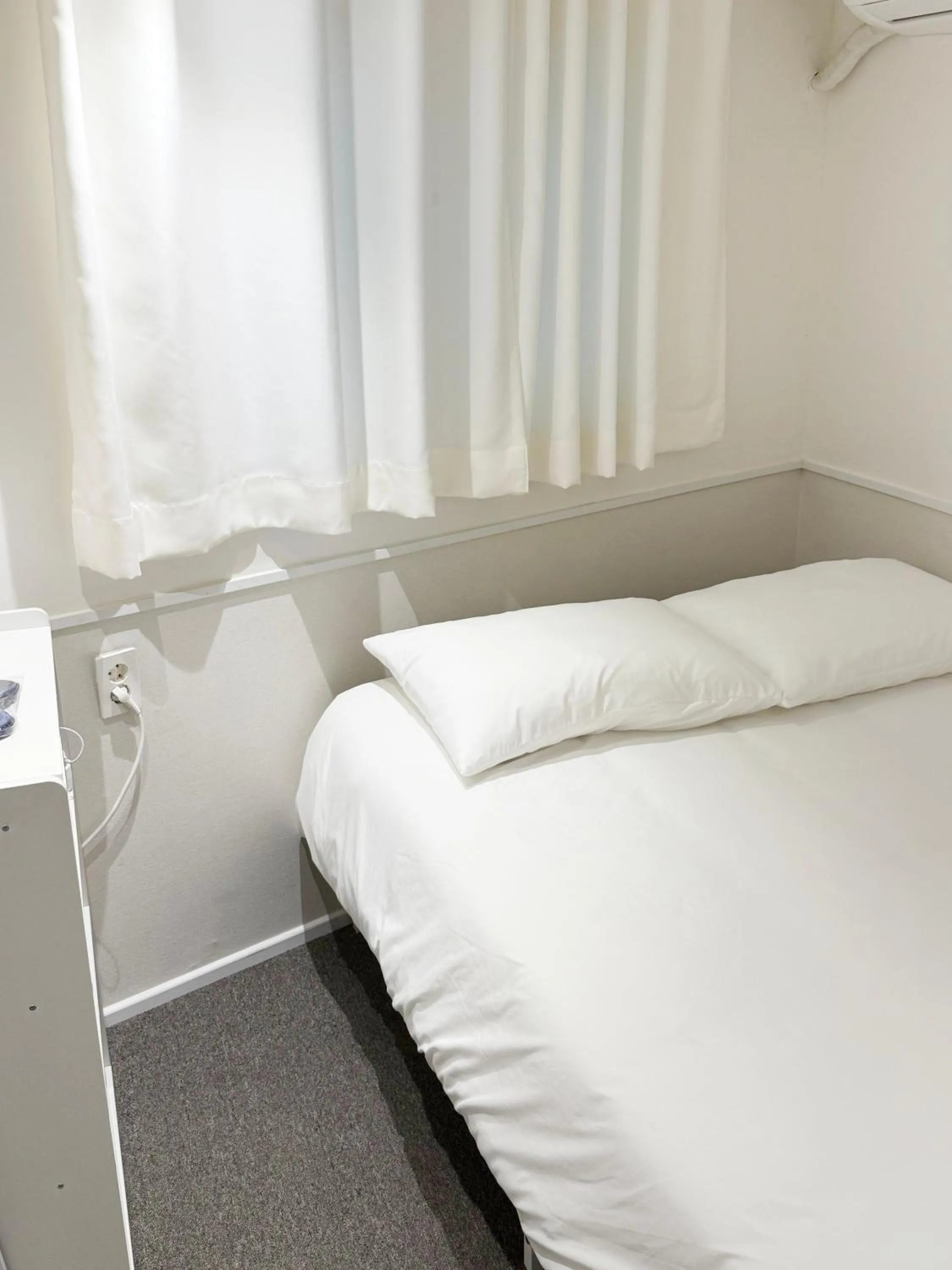 Bed in nook Inn