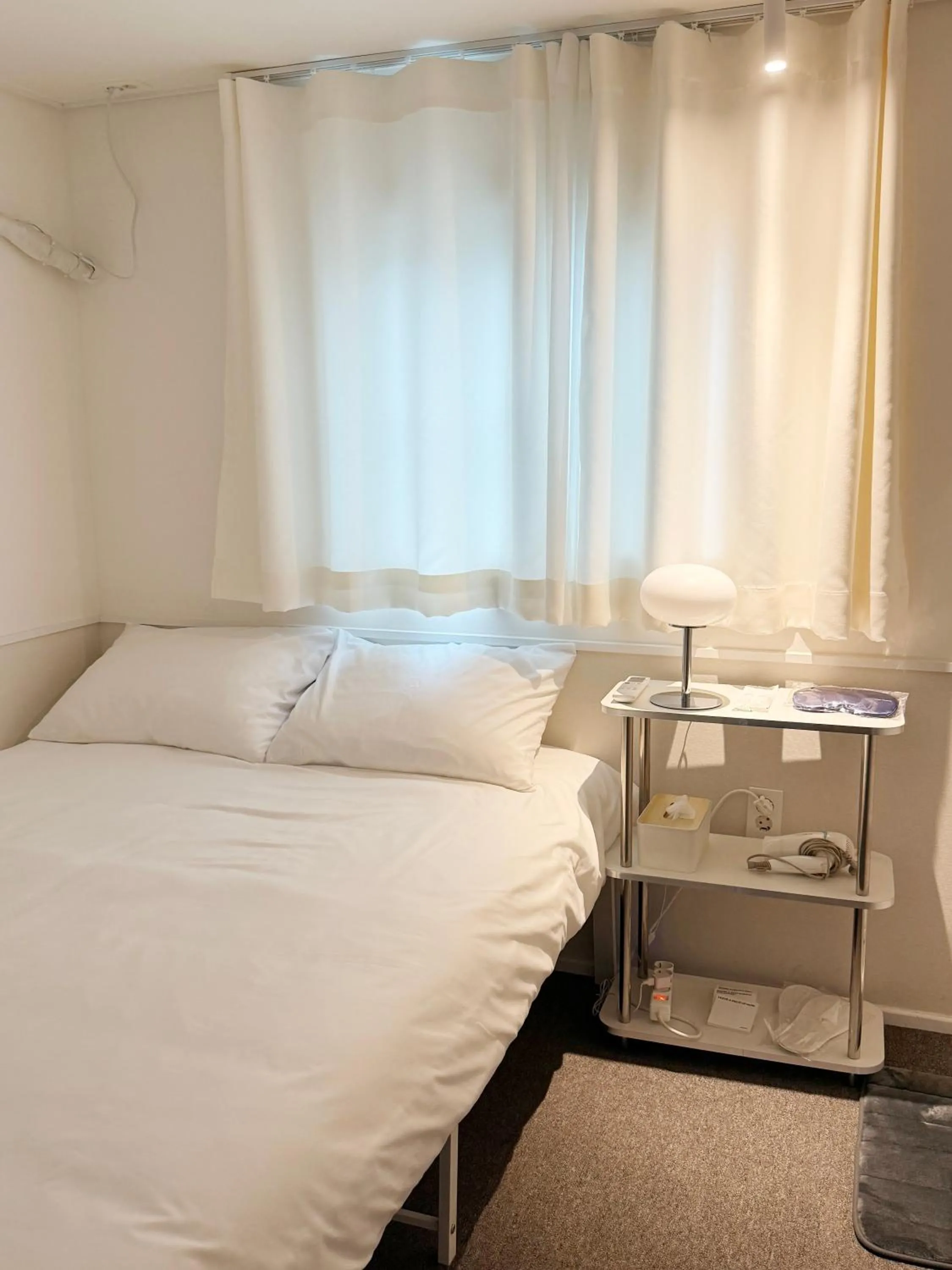 Bed in nook Inn