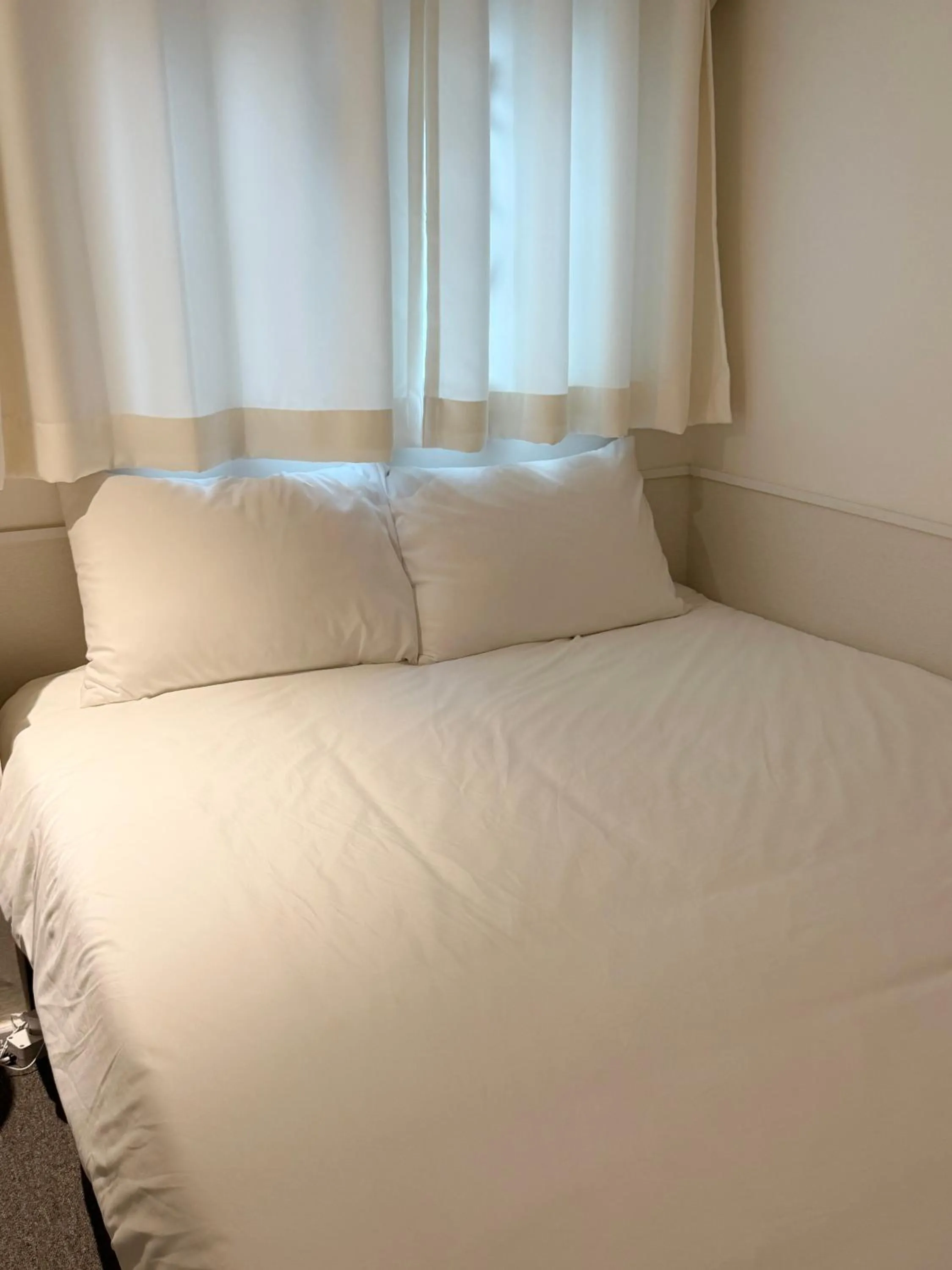 Bed in nook Inn
